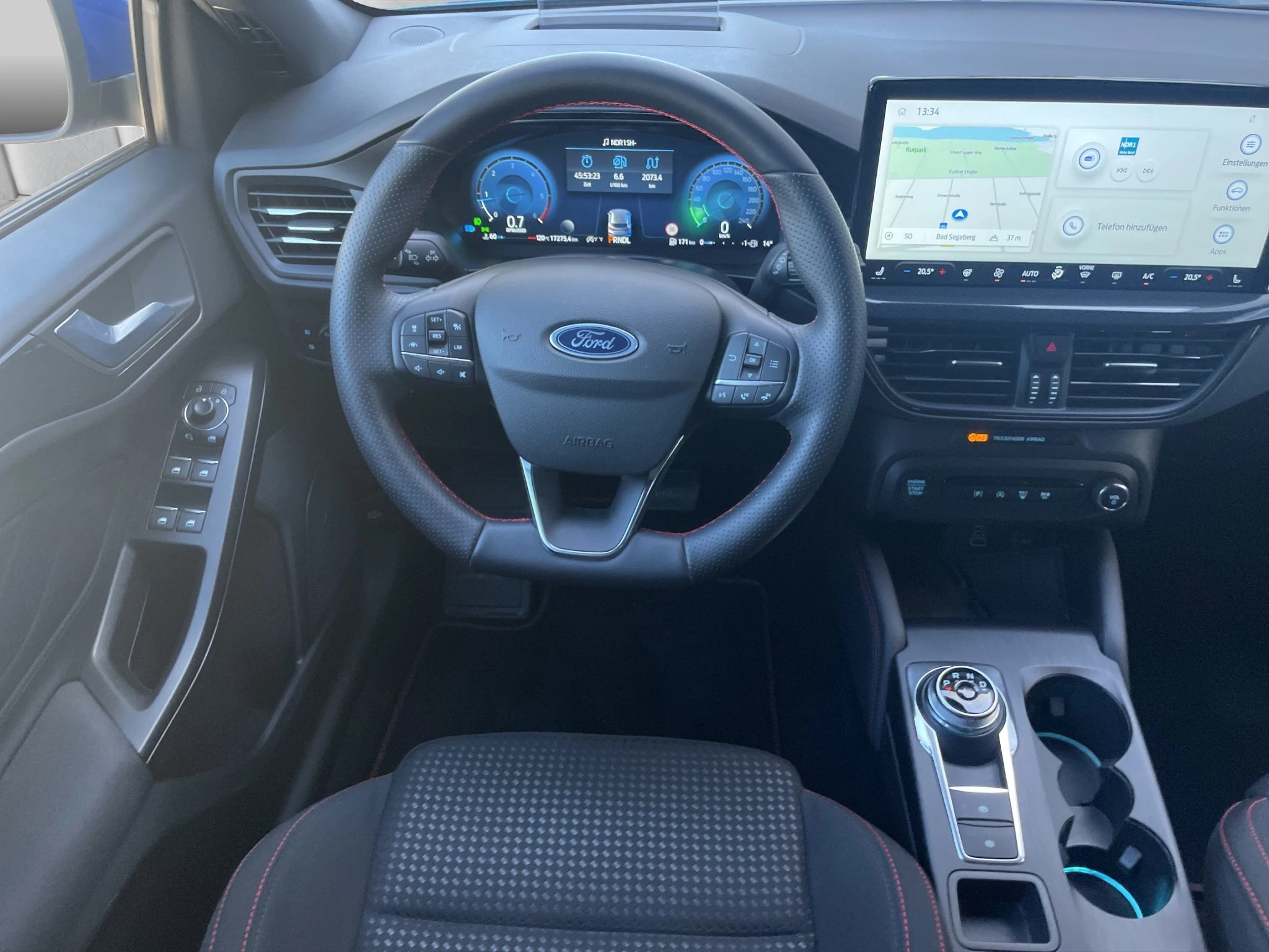 Ford Focus ST-Line X Turnier Aut.*AHK*ACC*HUD*KAM*NAVI*WINTER-PKT.