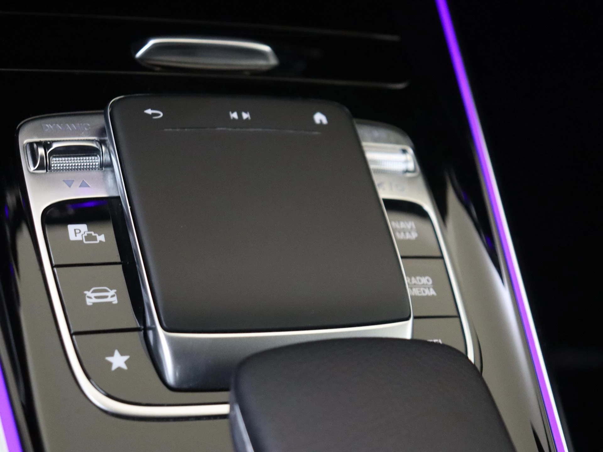 Mercedes-Benz B-Klasse 180 Launch Edition Premium
