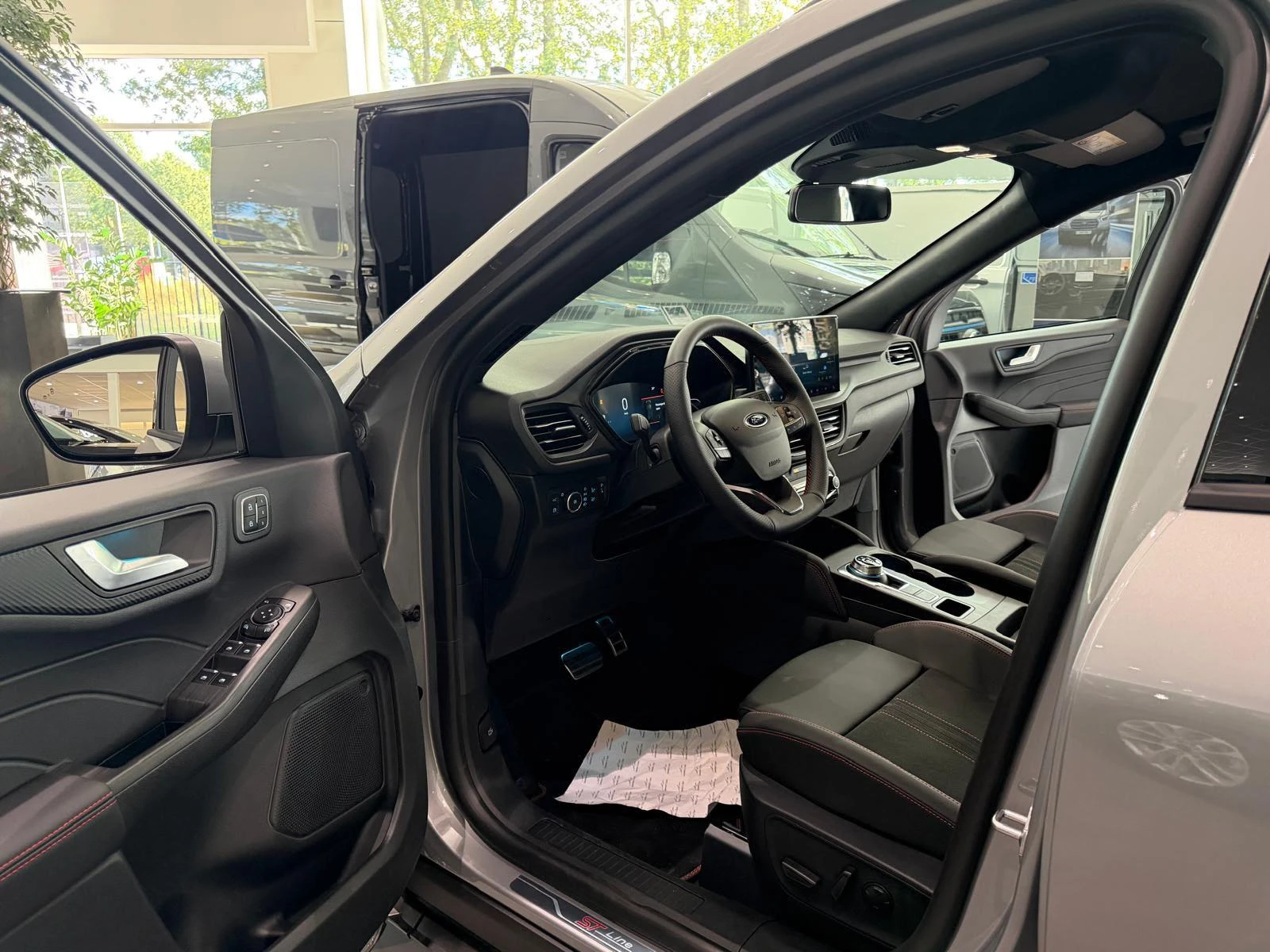 Ford-Kuga-image-12
