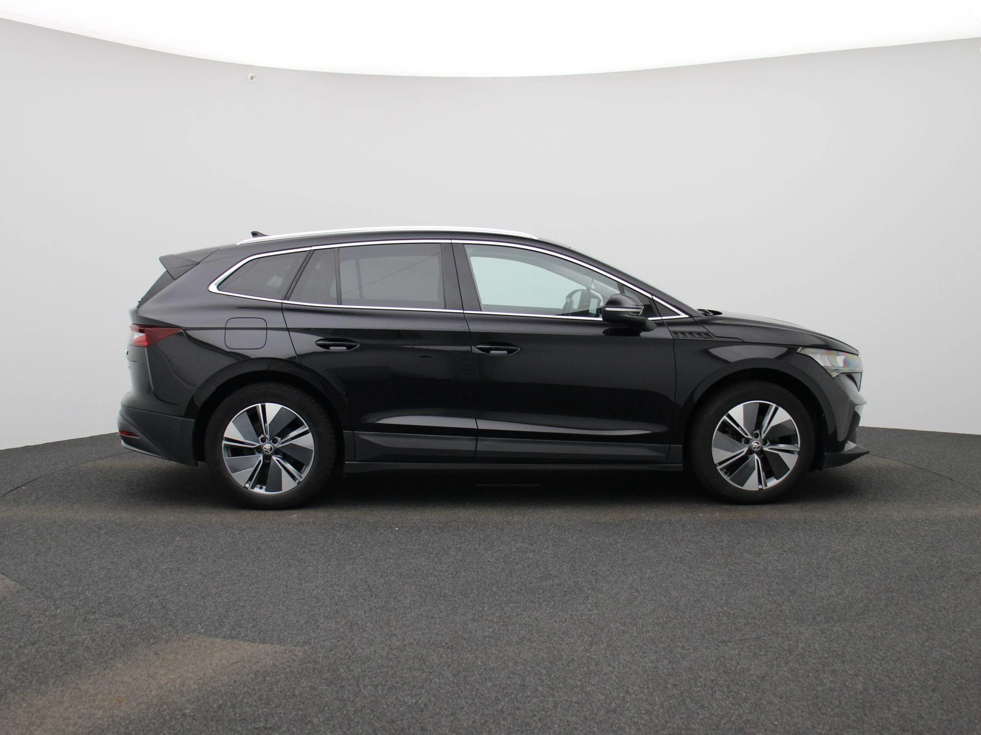 Škoda-Enyaq iV-image-5