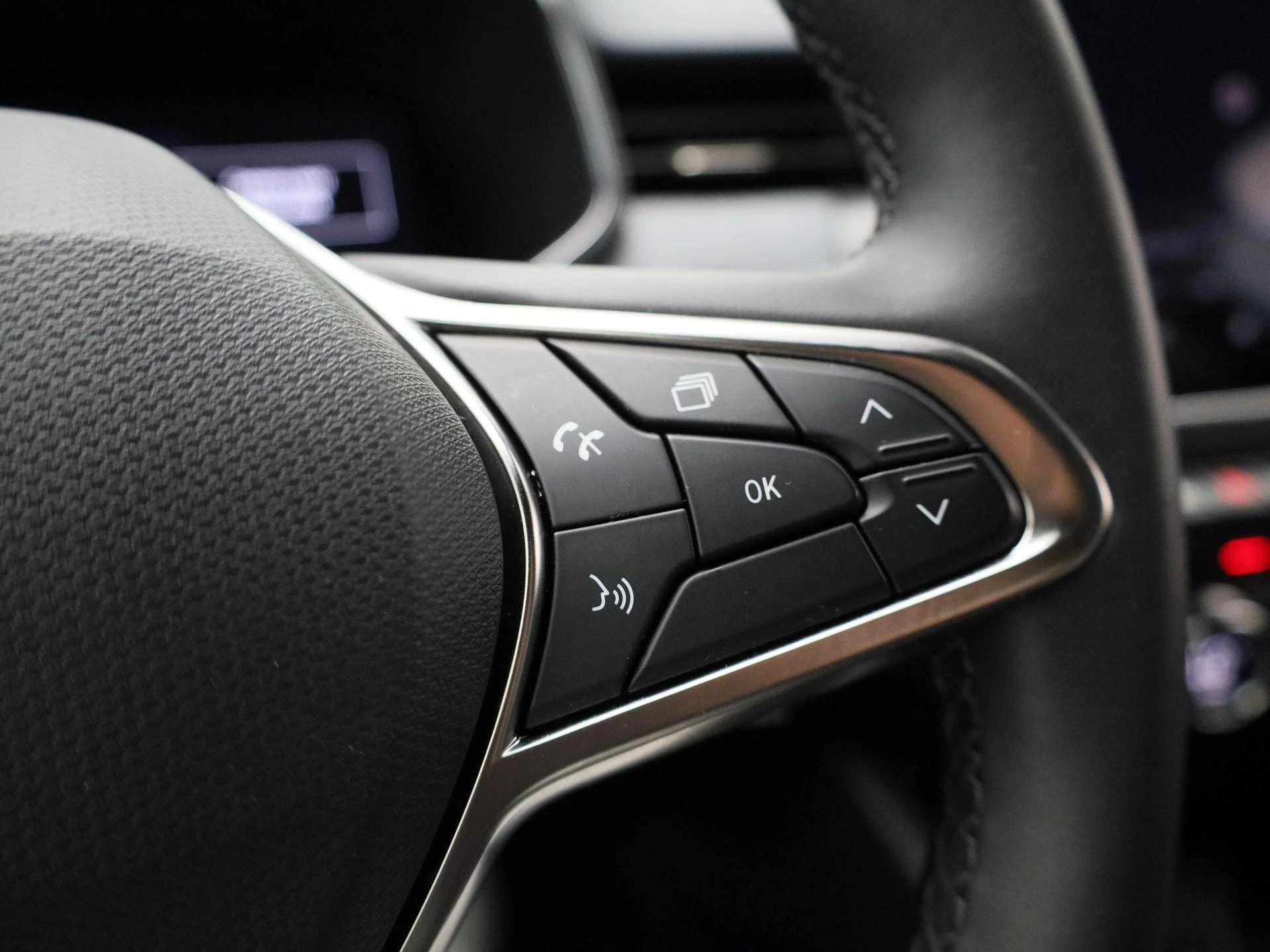 Renault-Clio-image-17