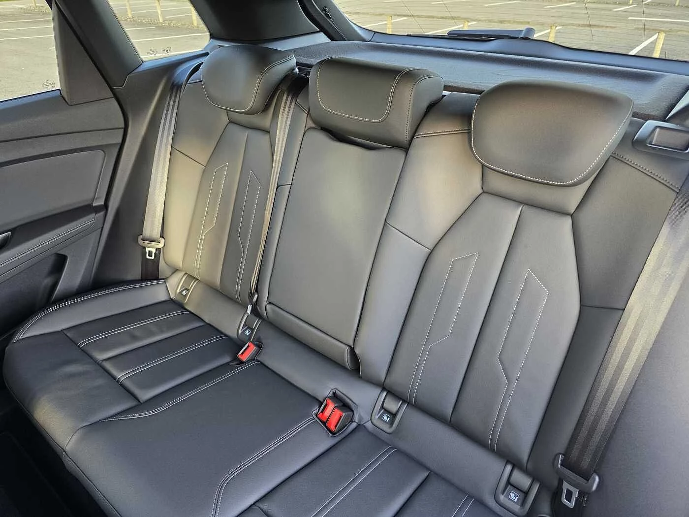 Audi-Q4 e-tron-image-47