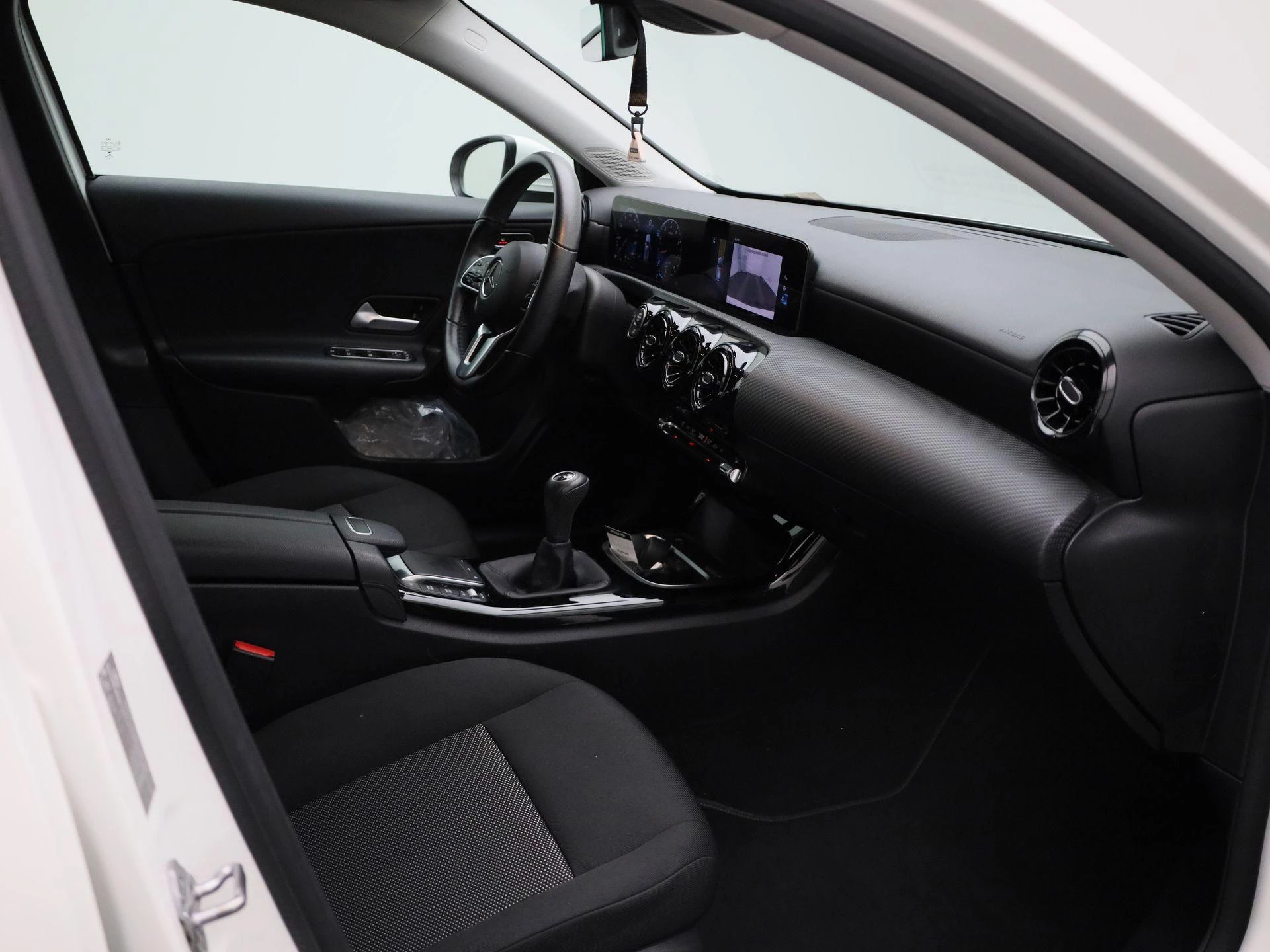 Mercedes-Benz-A-Klasse-image-30