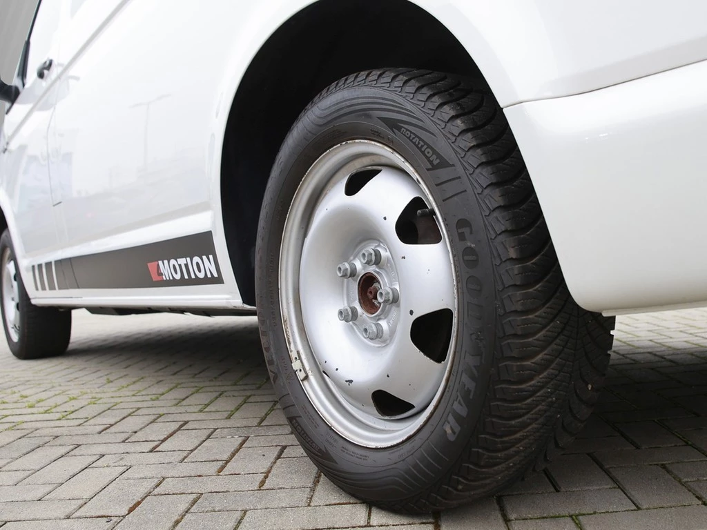 Volkswagen Multivan T6 Trendline 2.0 TDI 4Mo AHK/Klima