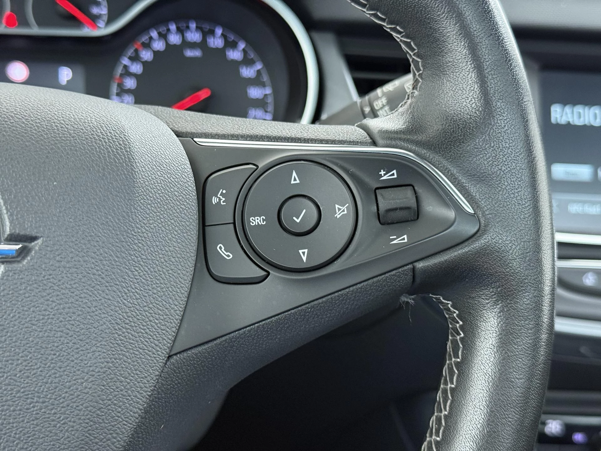 Opel-Crossland-image-19