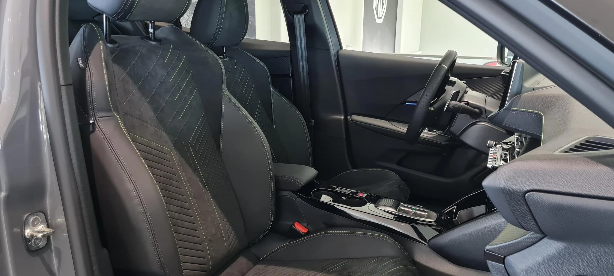 Peugeot-2008-image-23