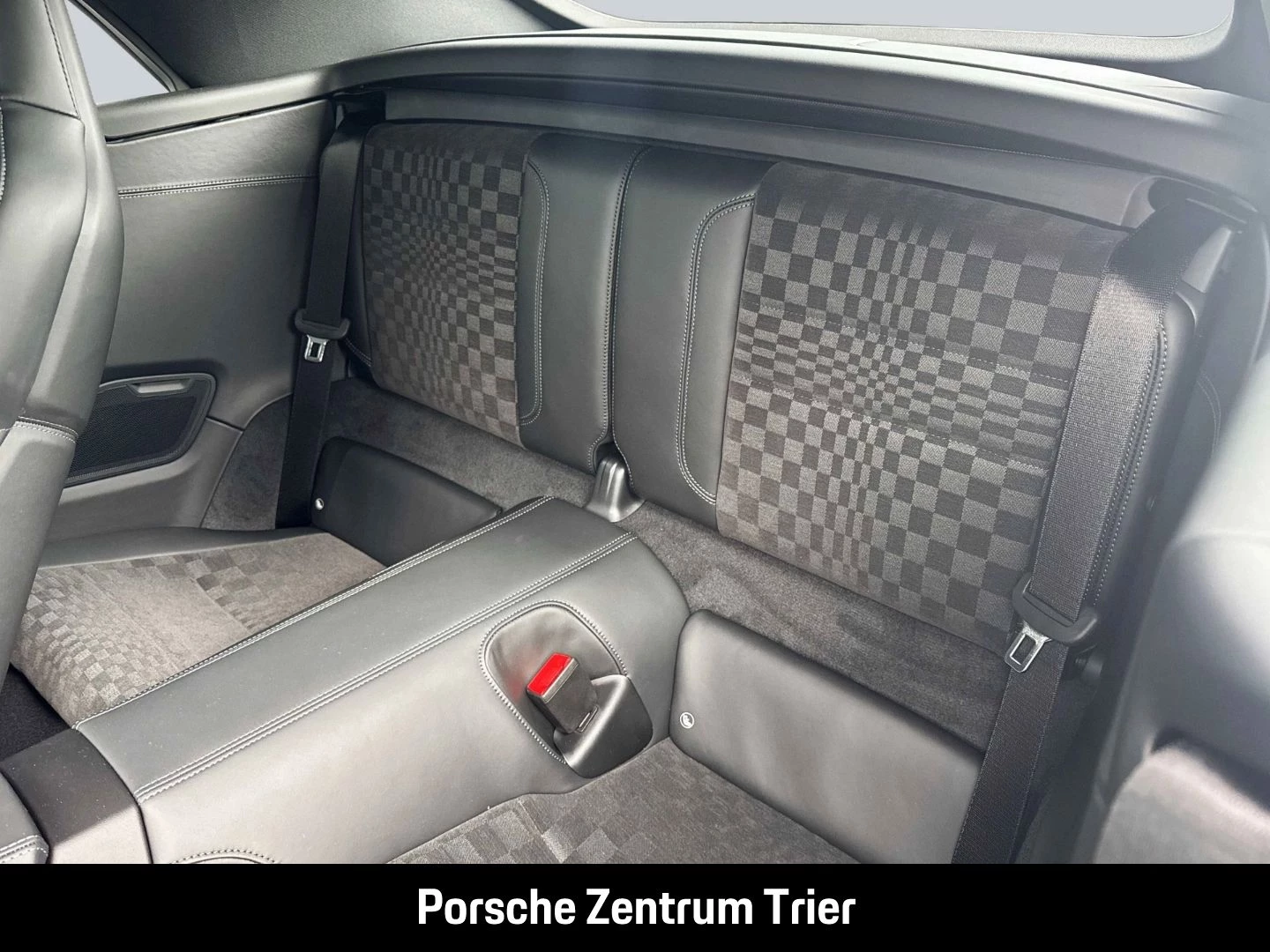 Porsche 911 992 Spirit 70 Burmester Clubleder InnoDrive spirit 70