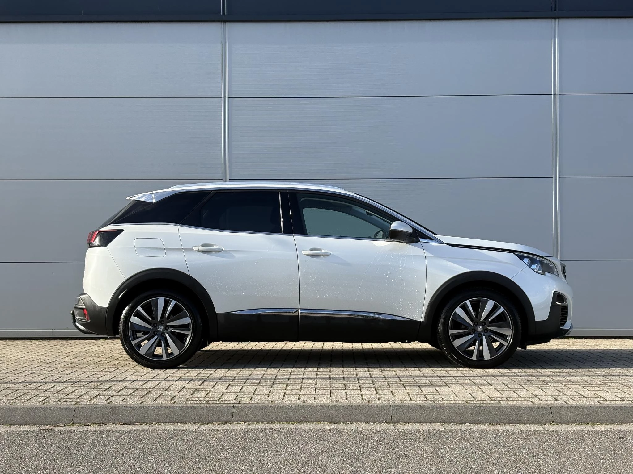 Peugeot 3008 1.2 PureTech Blue Lease Premium