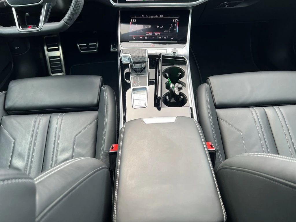 Audi-S6-image-8