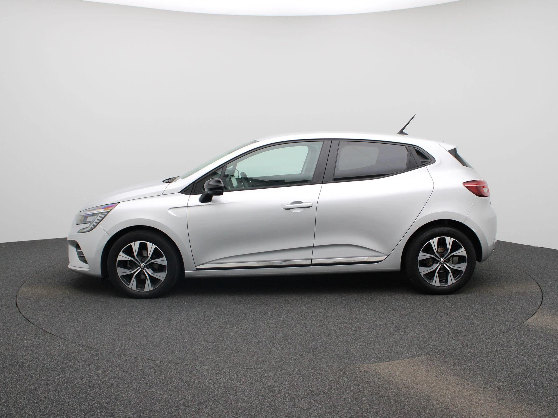 Renault-Clio-image-3