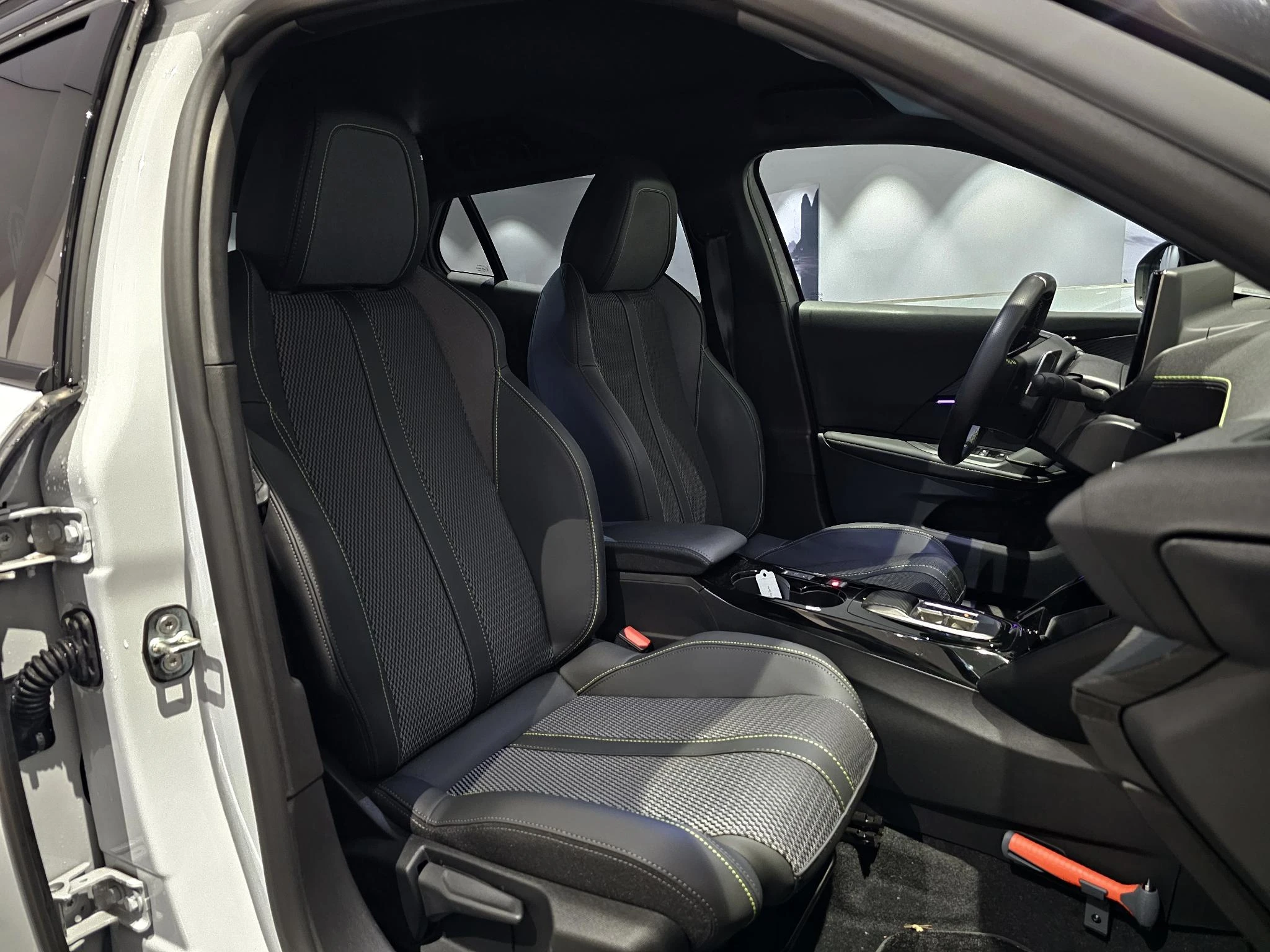 Peugeot-2008-image-10