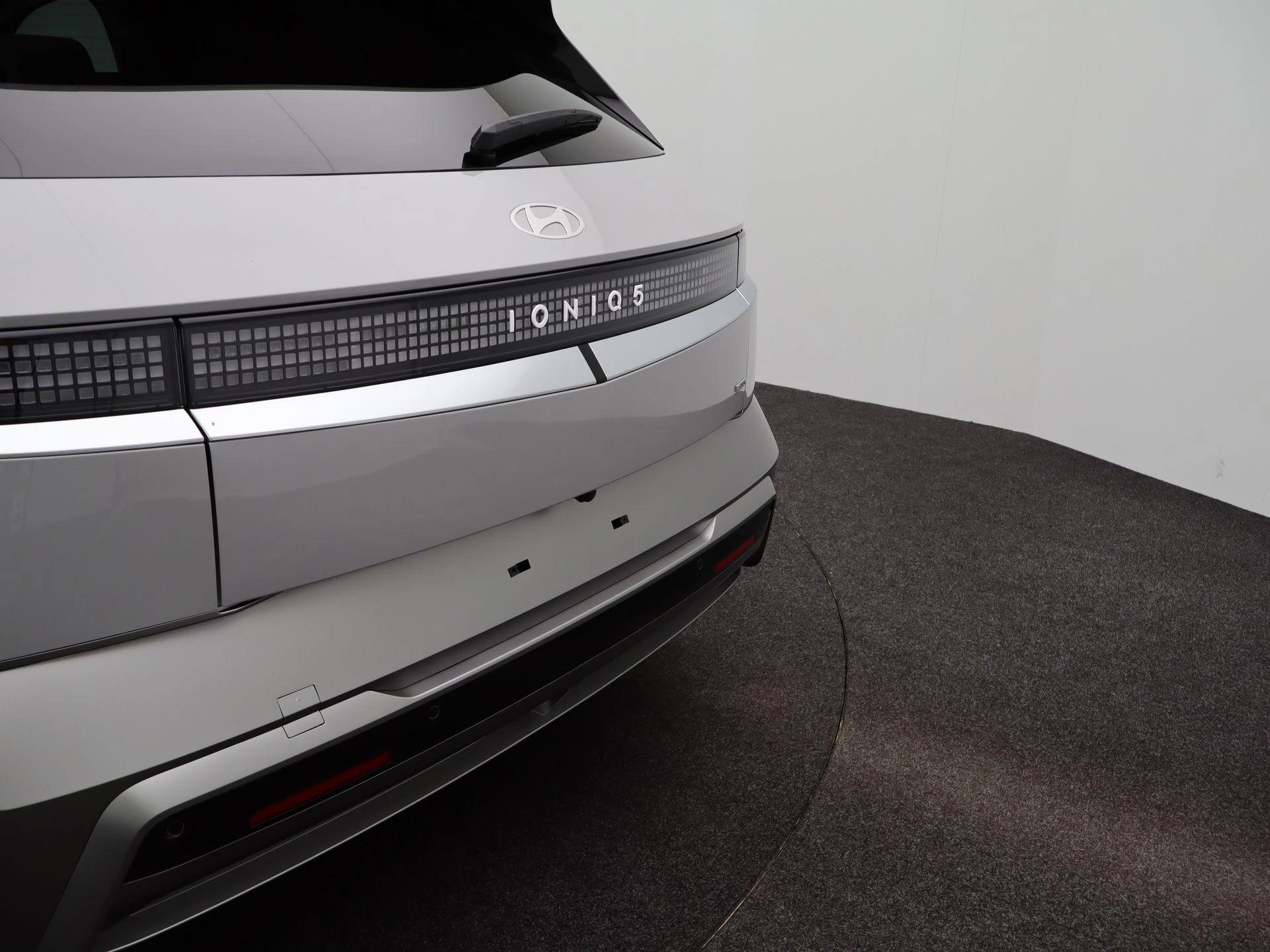 Hyundai-IONIQ 5-image-38
