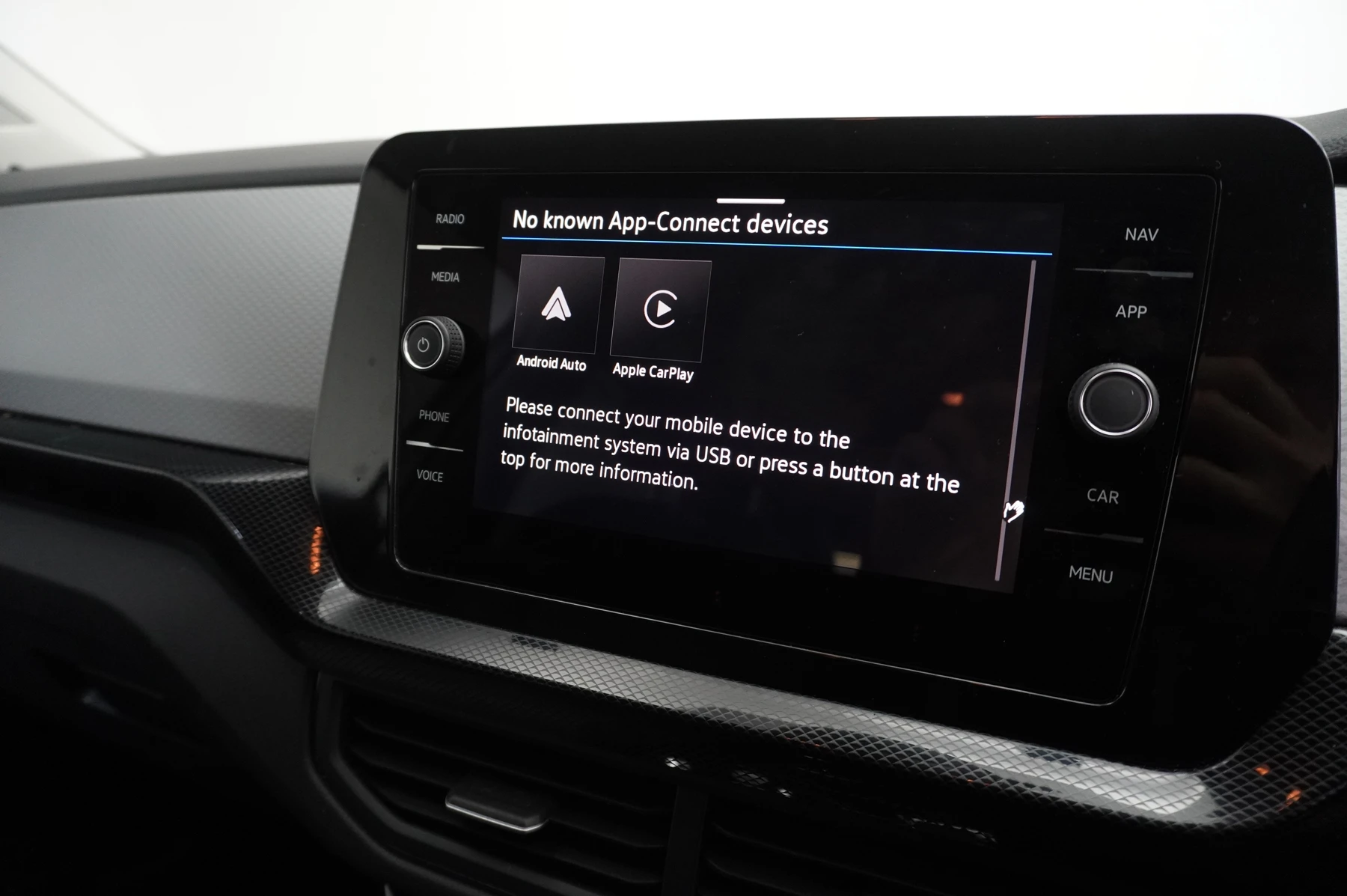 Volkswagen-T-Cross-image-25