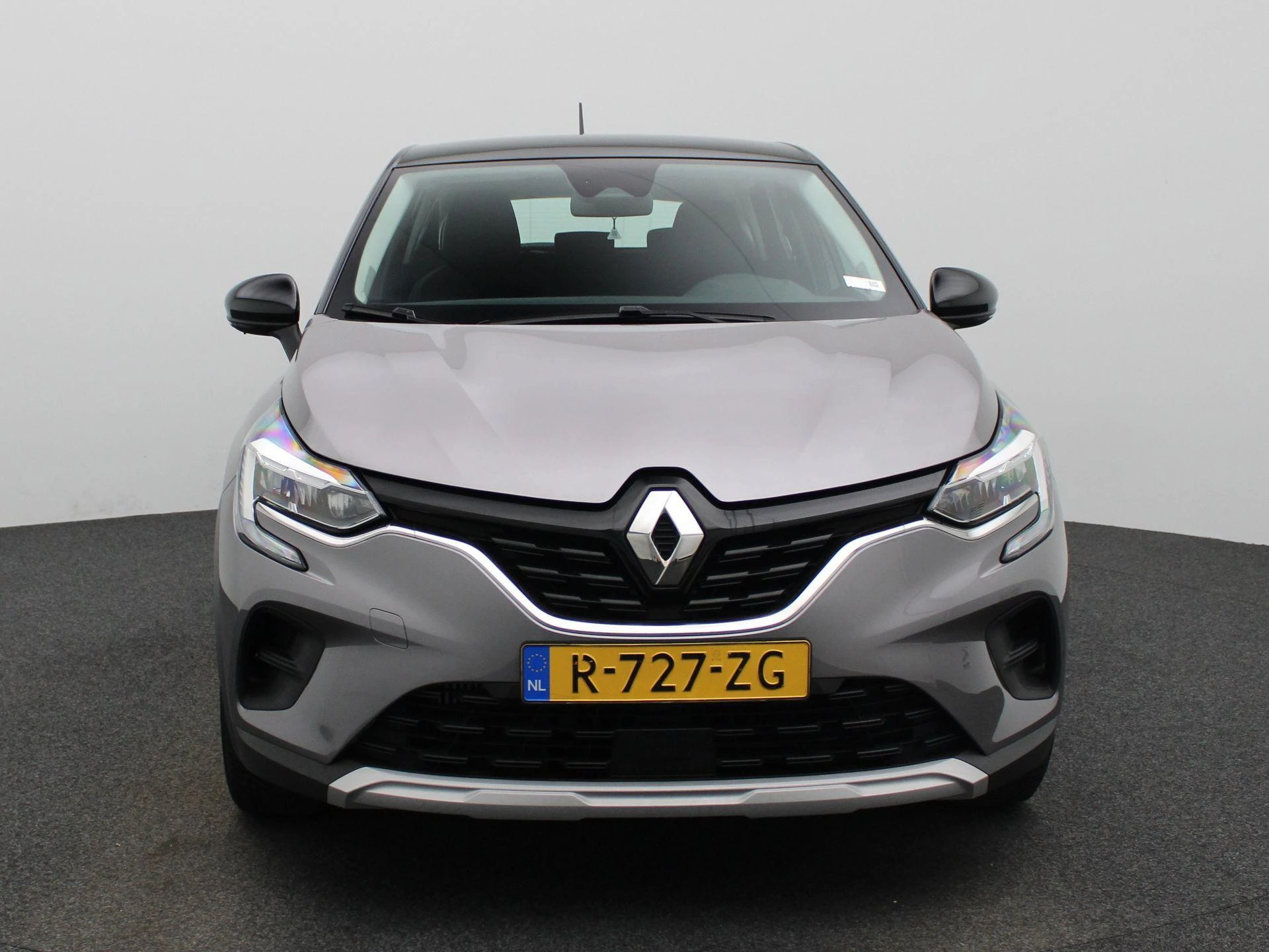 Renault-Captur-image-2
