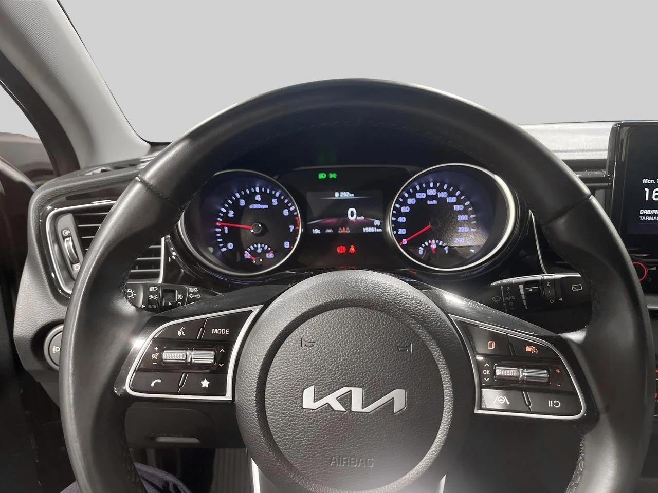 Kia-Ceed Sportswagon-image-9