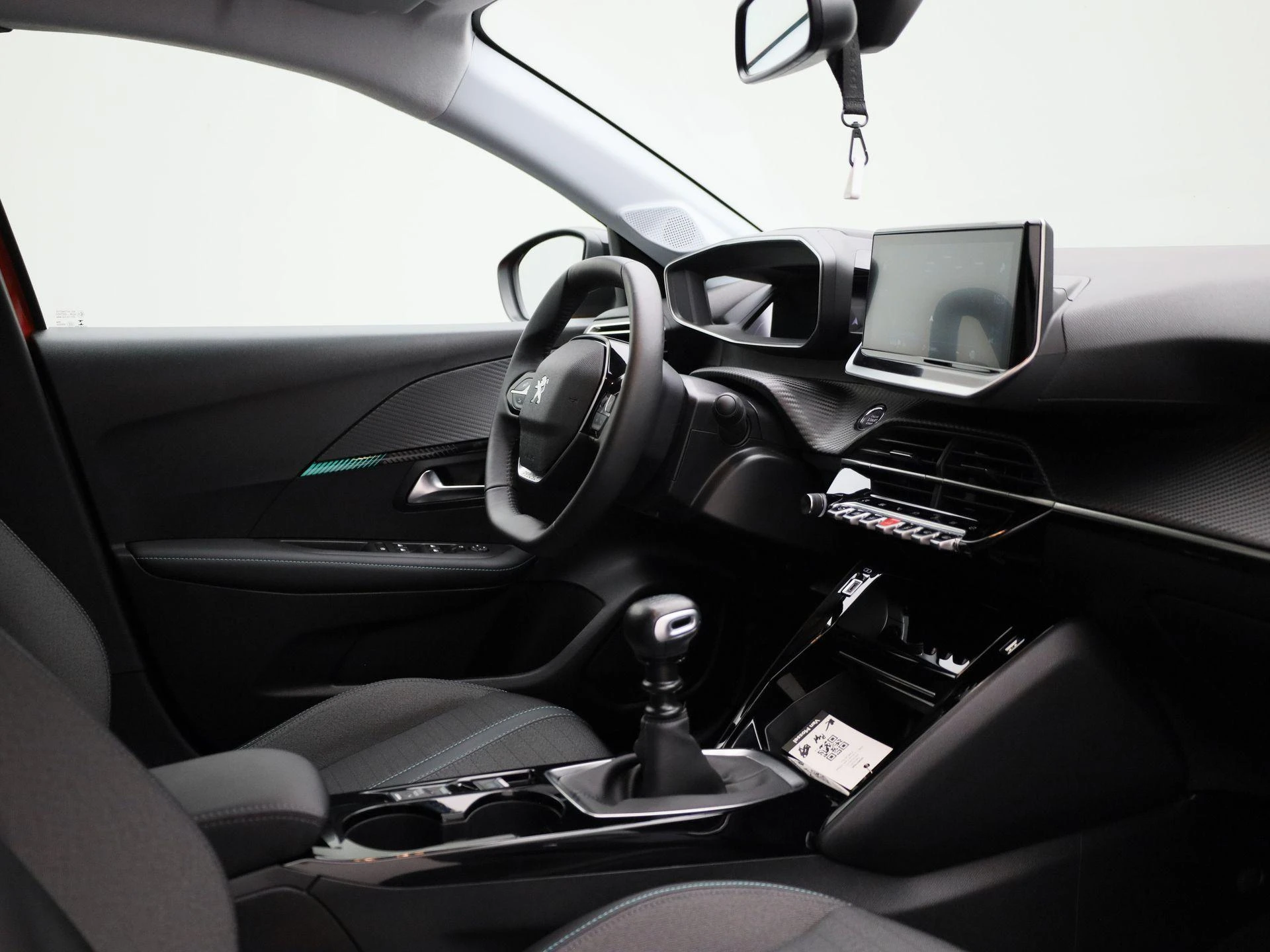 Peugeot 208 - 30