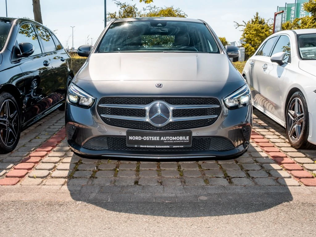 Mercedes-Benz-B-Klasse 180 d-image-2