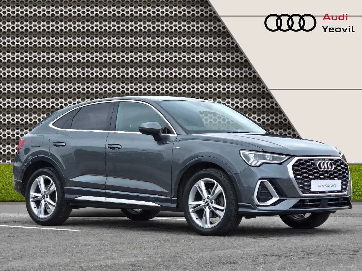 Audi-Q3-image-15