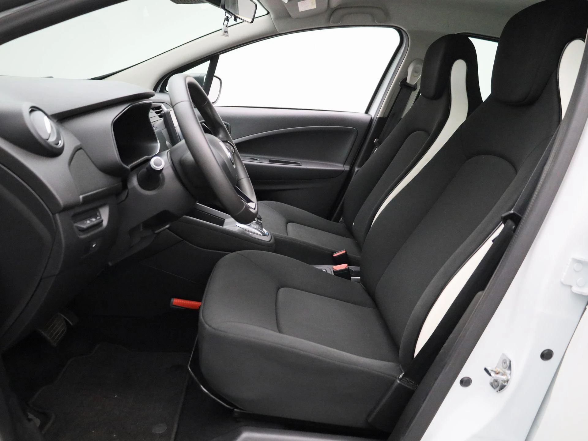 Renault-ZOE-image-10