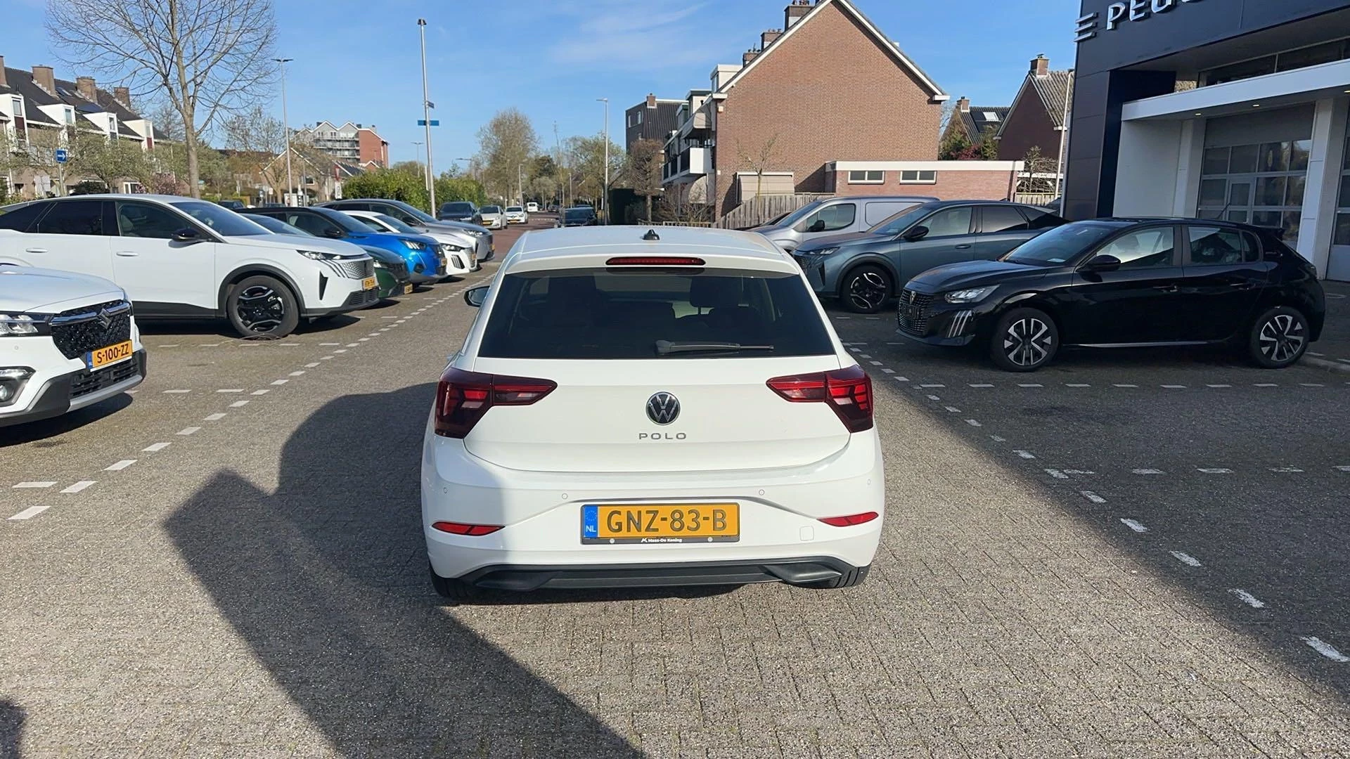 Volkswagen-Polo-image-2