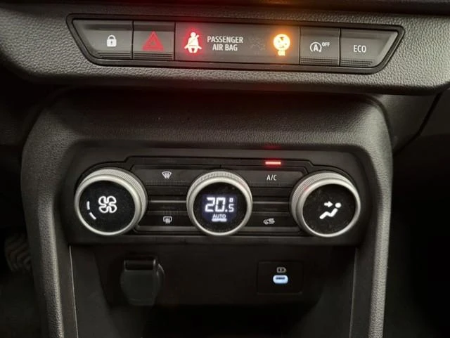 Dacia-Sandero Stepway-image-11