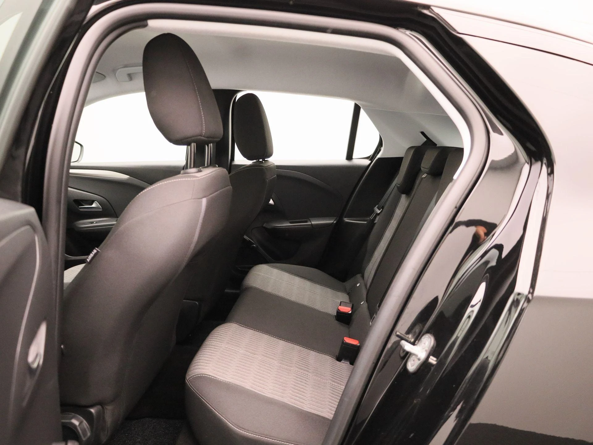 Opel-Corsa-image-9