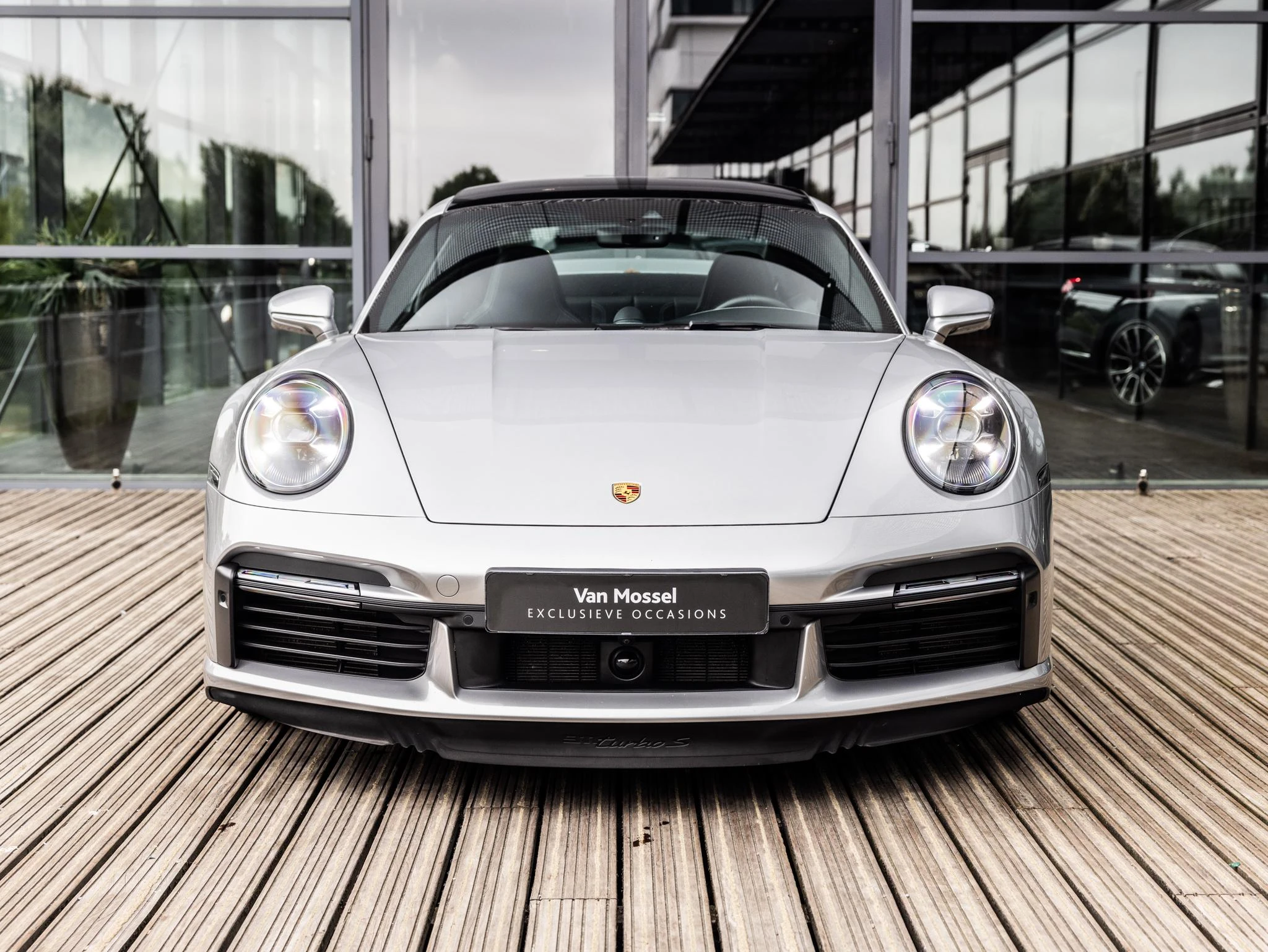 Porsche-911-image-2