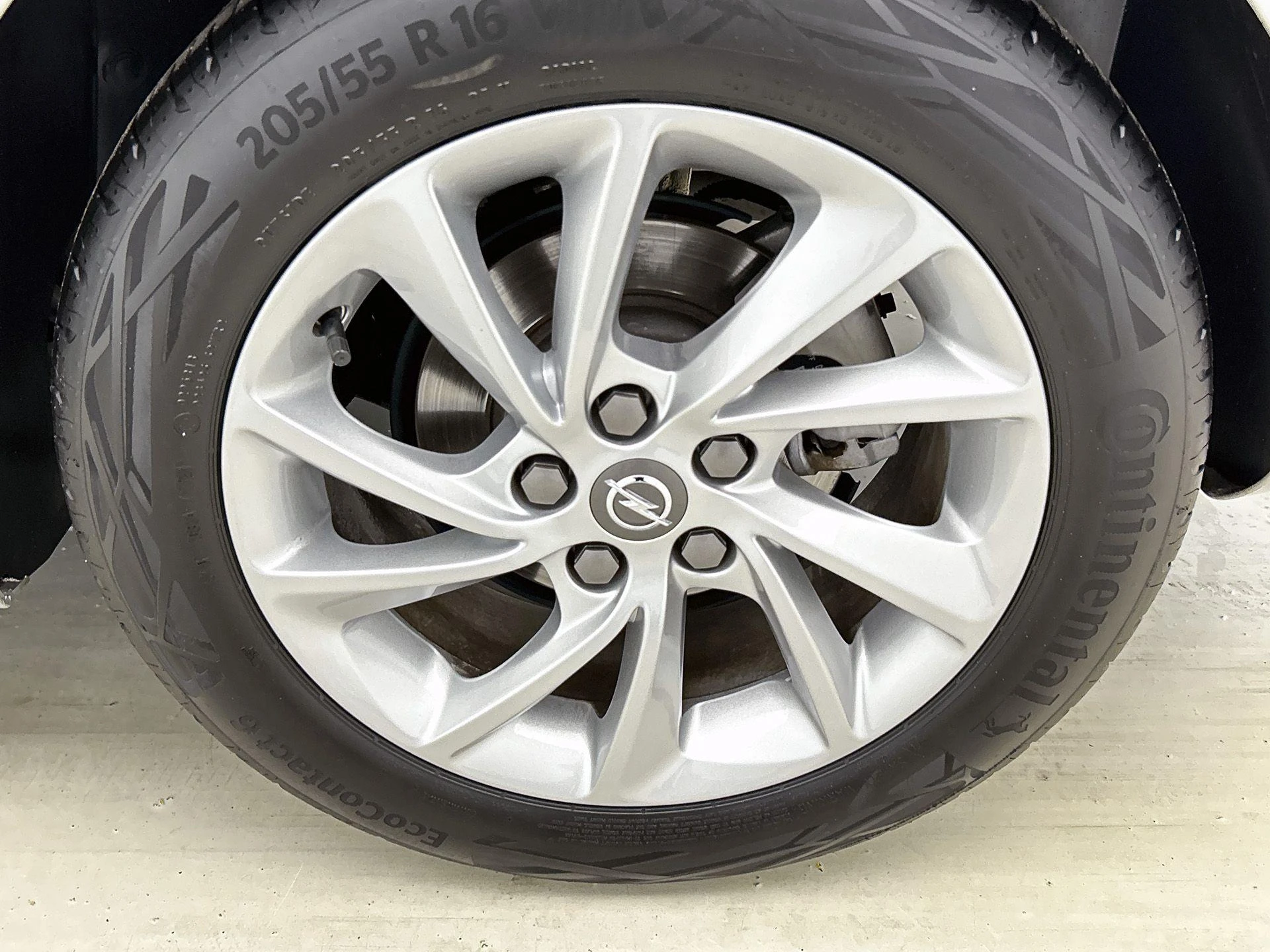 Opel-Astra-image-29