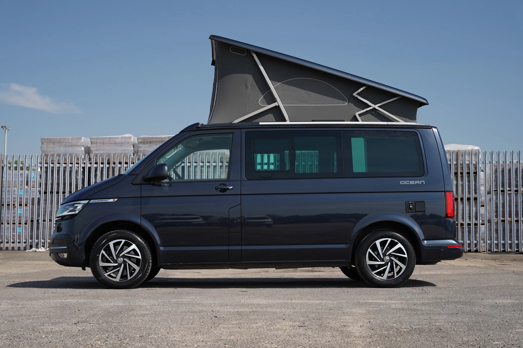 Volkswagen-California-image-19