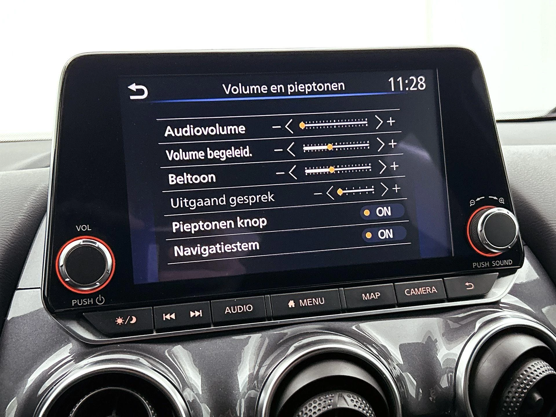 Nissan-Juke-image-13