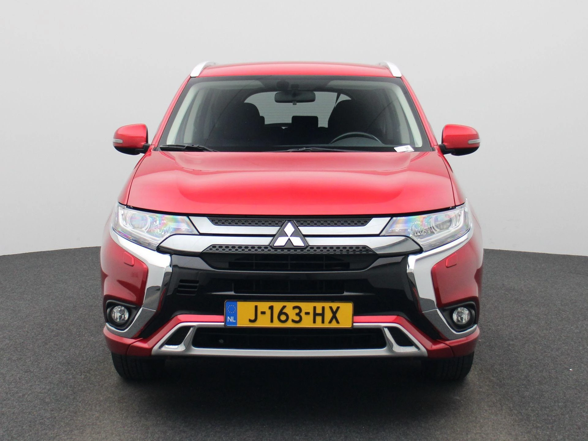 Mitsubishi-Outlander-image-2