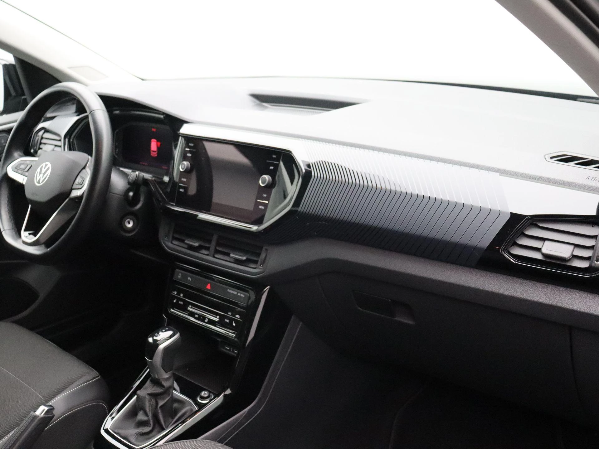 Volkswagen T-Cross 1.0 TSI 81kW DSG Life + CAMERA + SENSOREN +