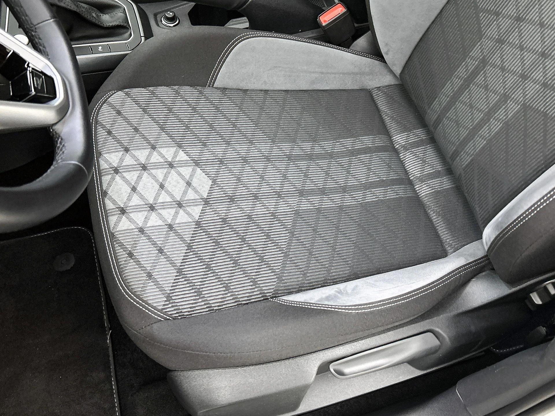 Volkswagen-Taigo-image-15