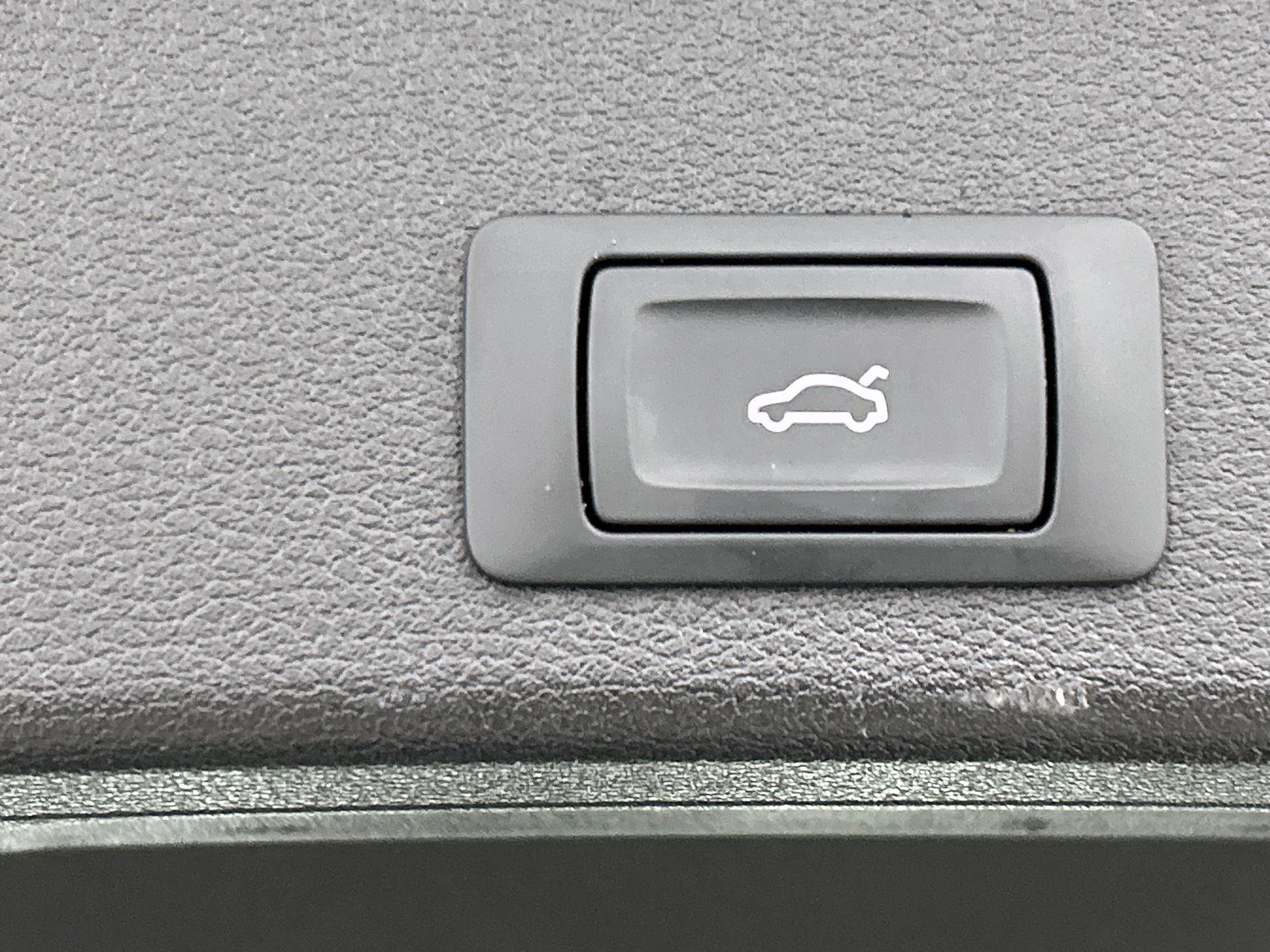 Audi-A4-image-25