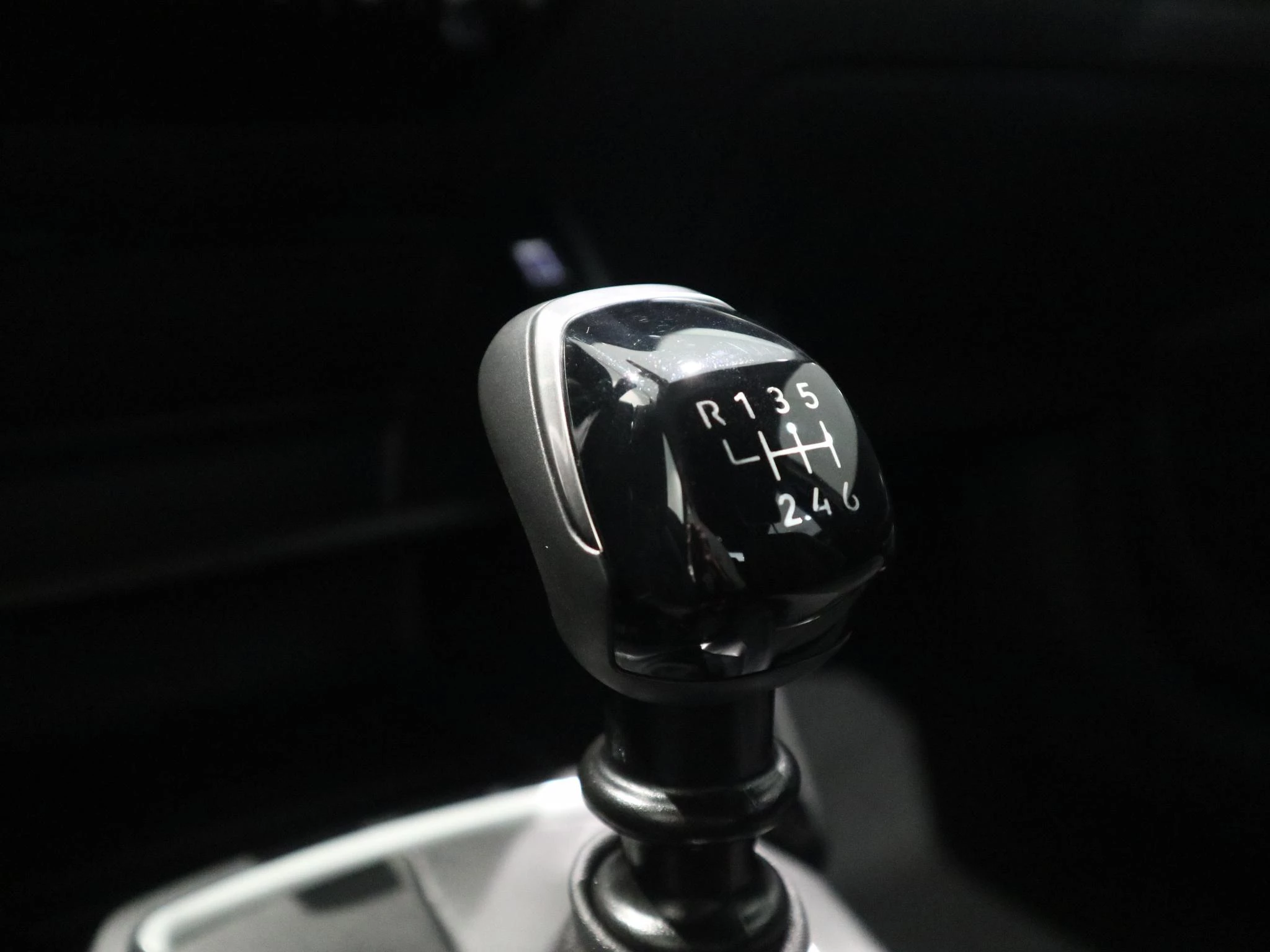 Peugeot-2008-image-18