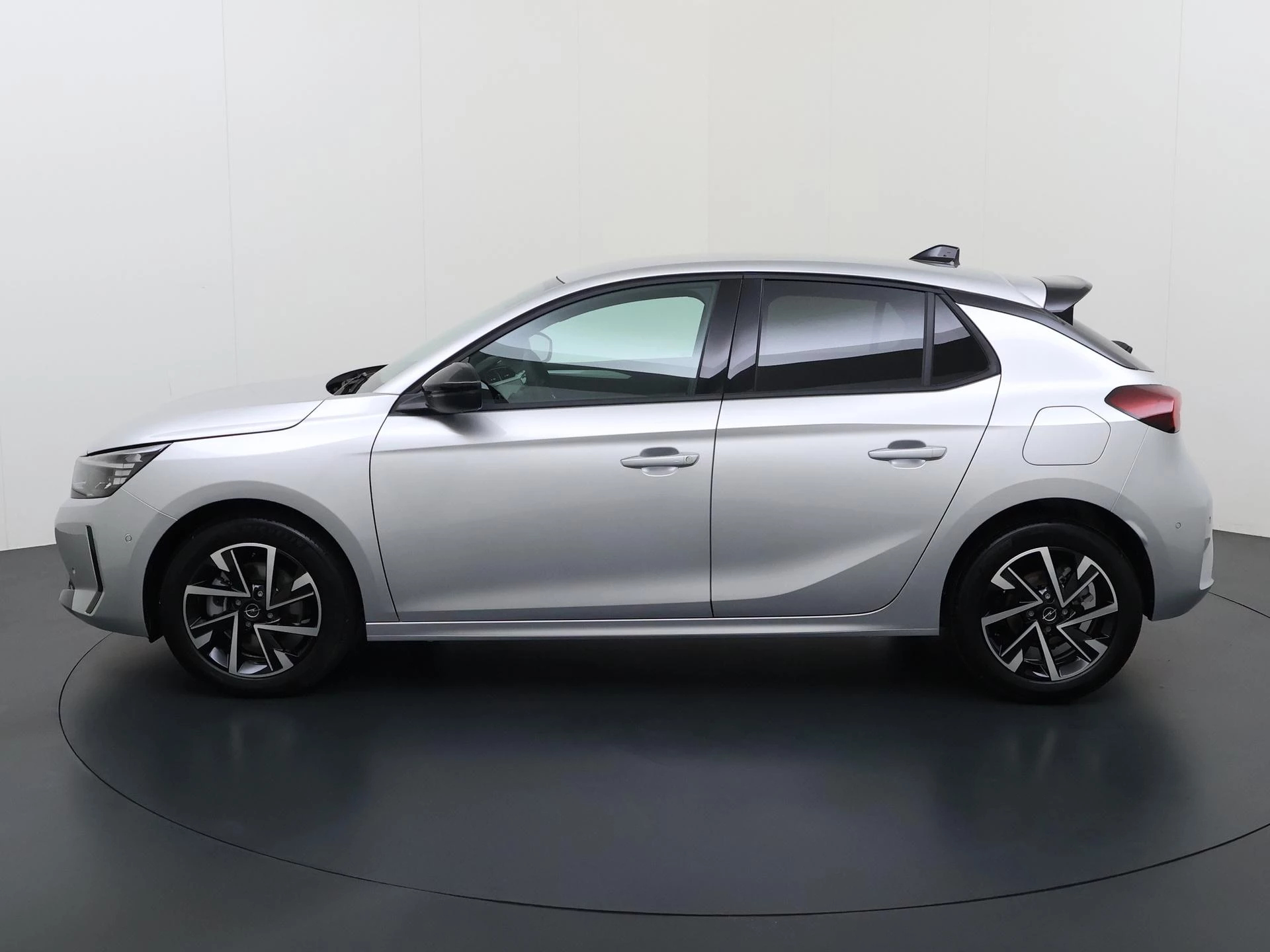 Opel-Corsa-image-1