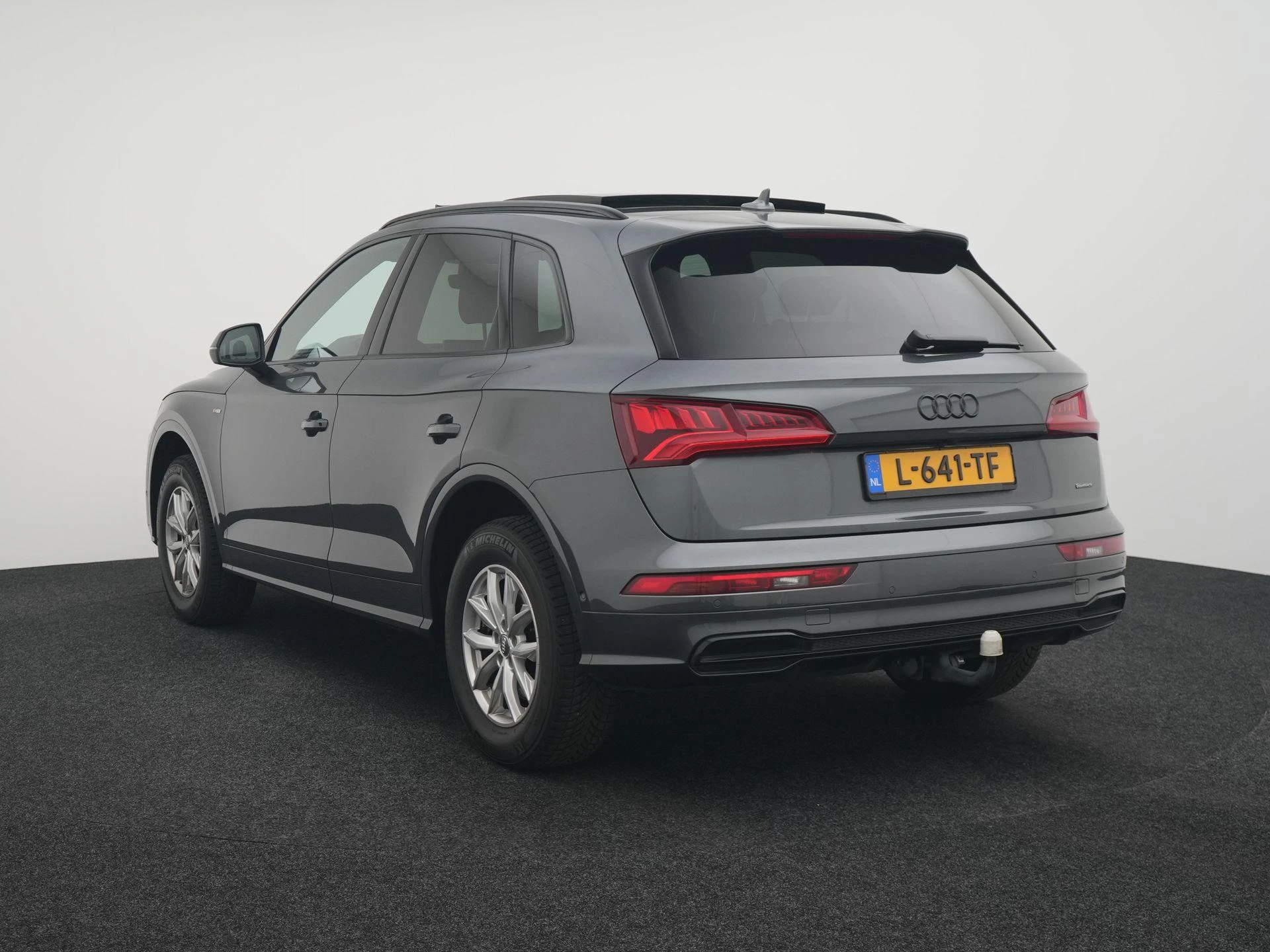 Audi-Q5-image-1