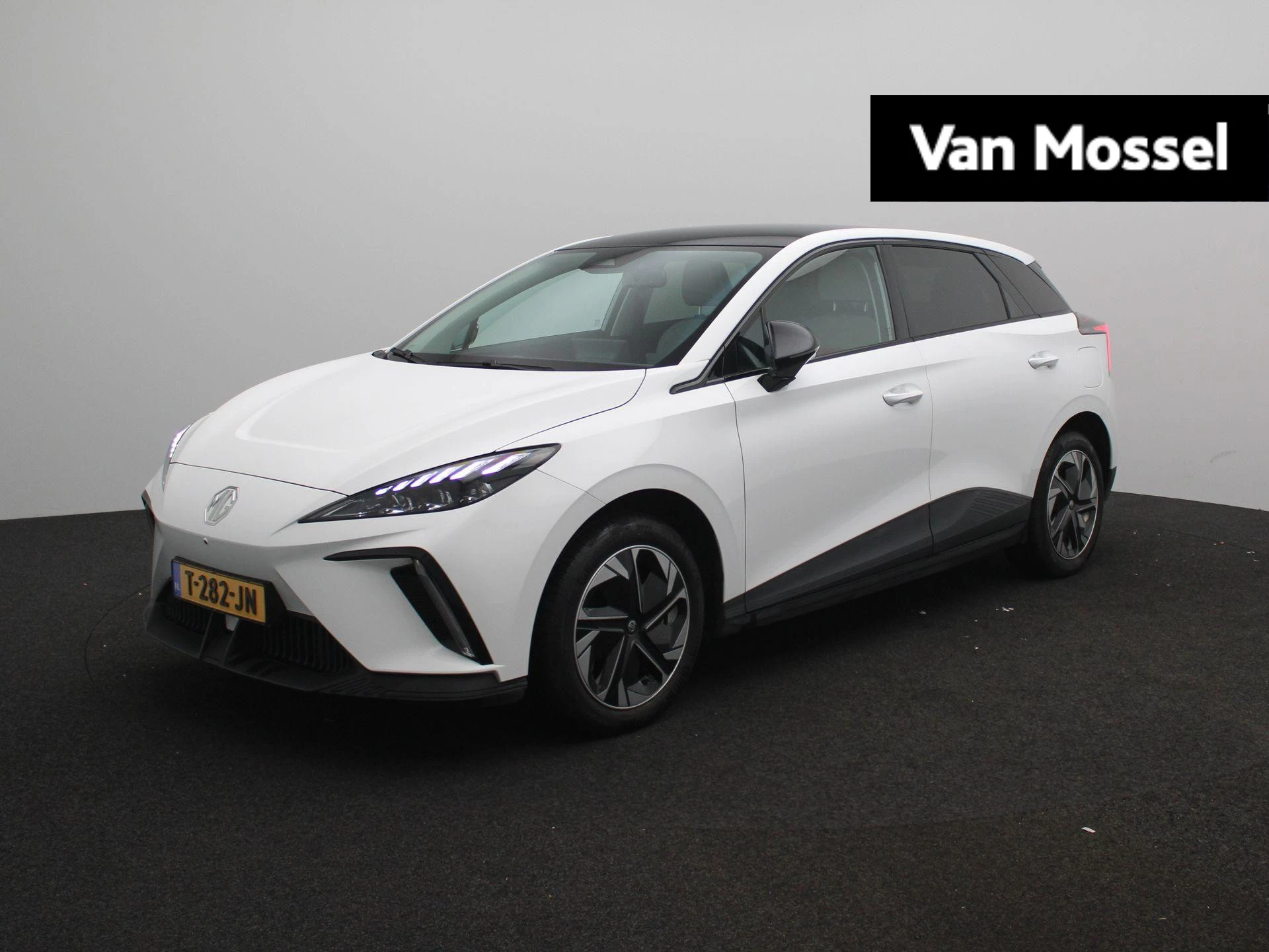 MG-MG4 EV-image-0