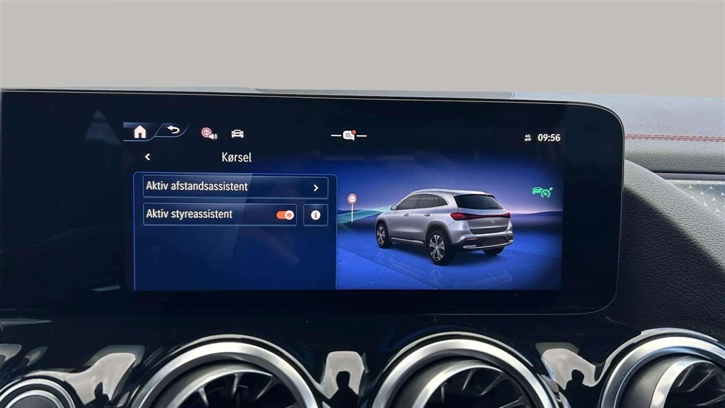 Mercedes-Benz-EQA-image-16