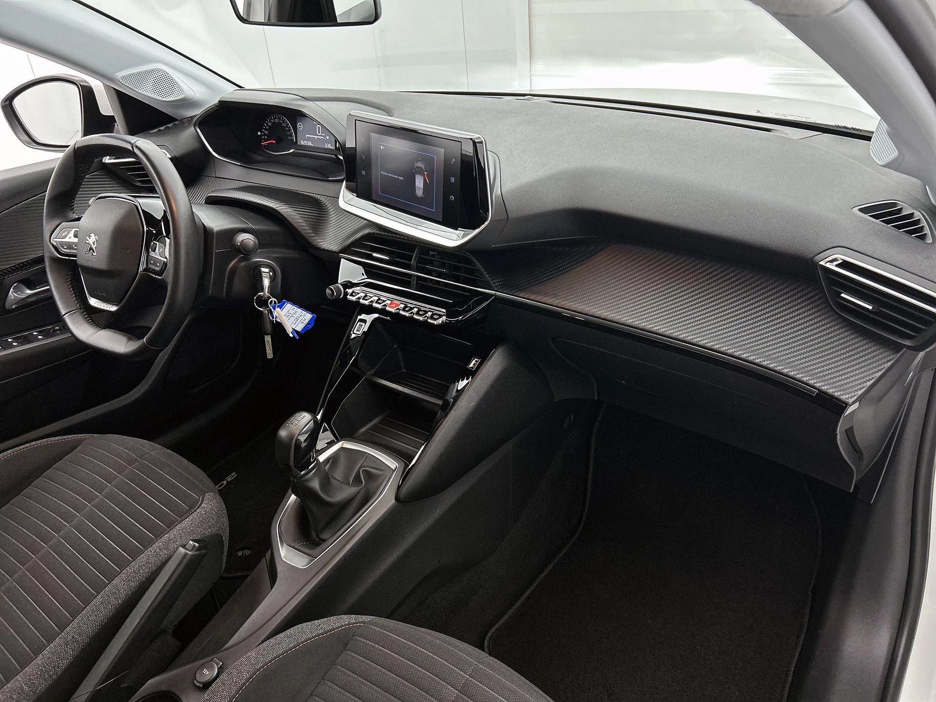 Peugeot-208-image-17