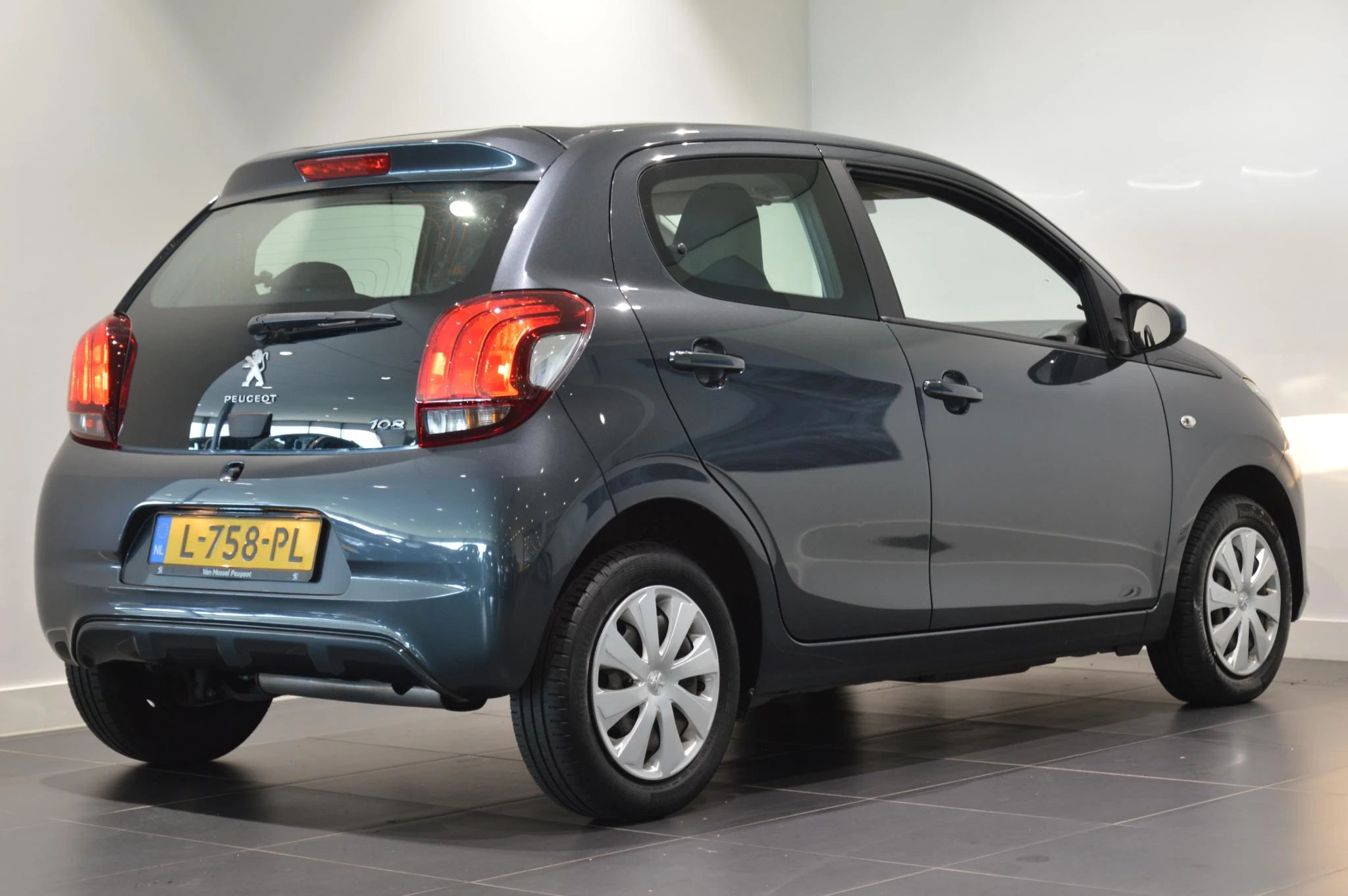 Peugeot-108-image-3