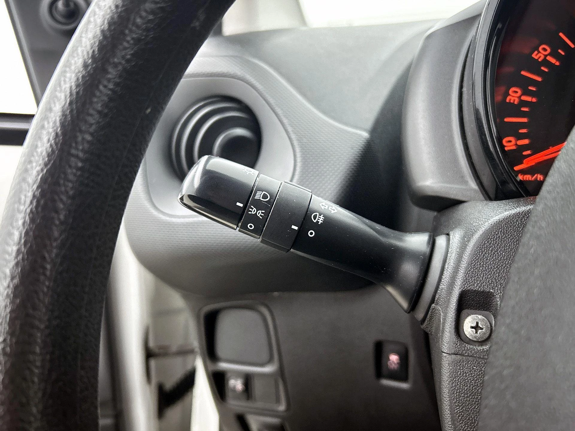 Peugeot-108-image-7
