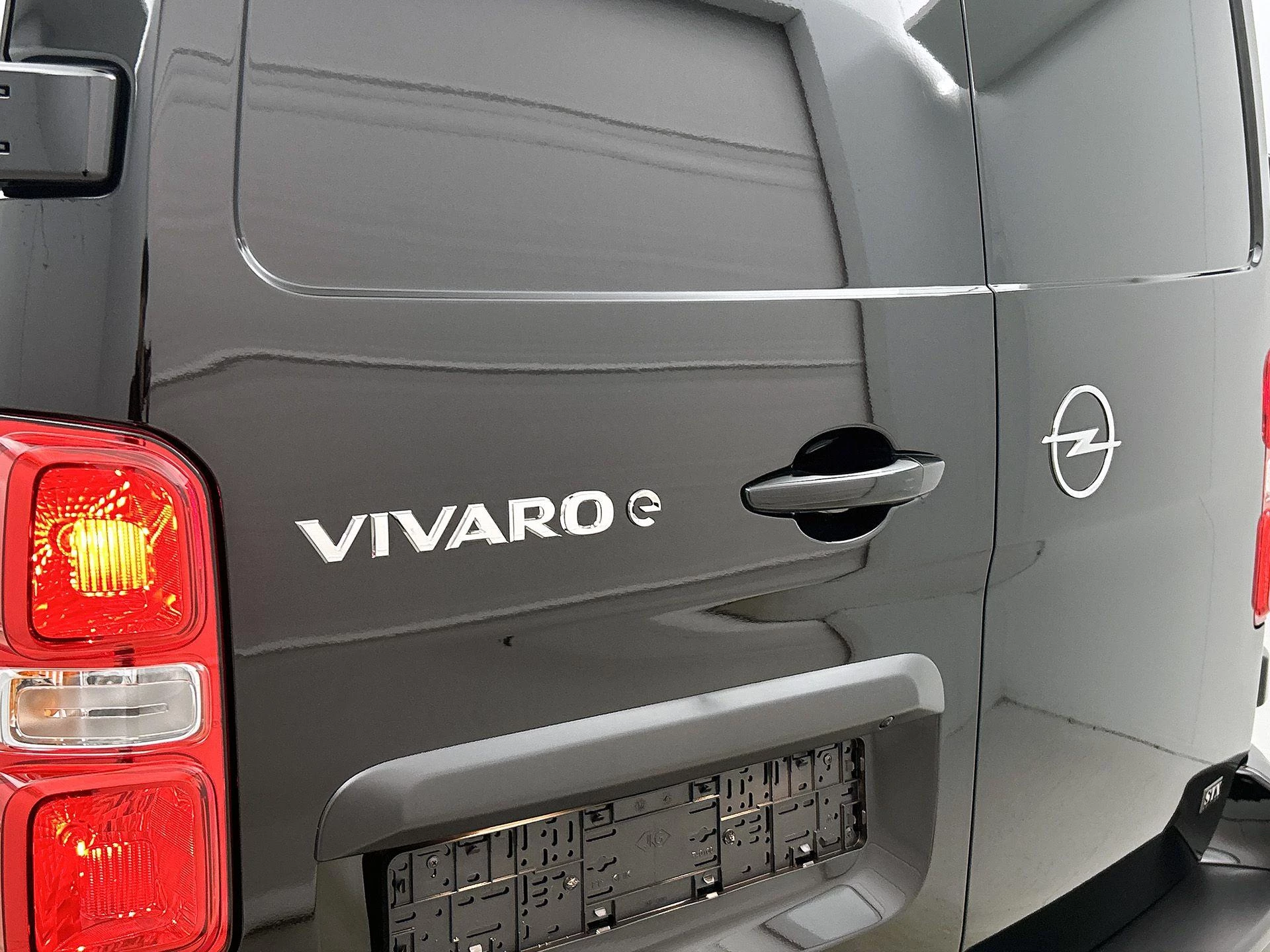 Opel-Vivaro-e-image-36