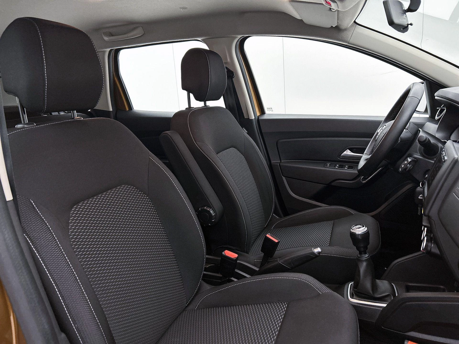 Dacia-Duster-image-30