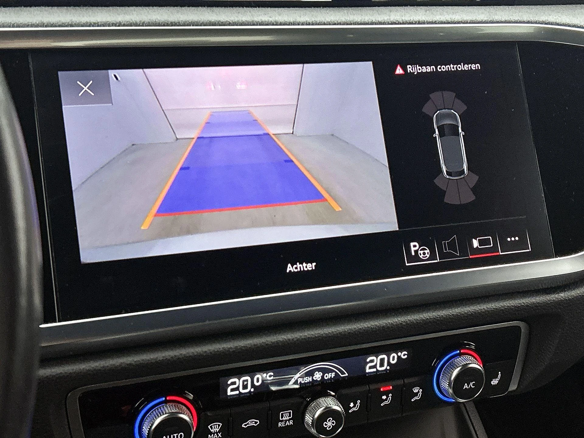 Audi-Q3-image-18