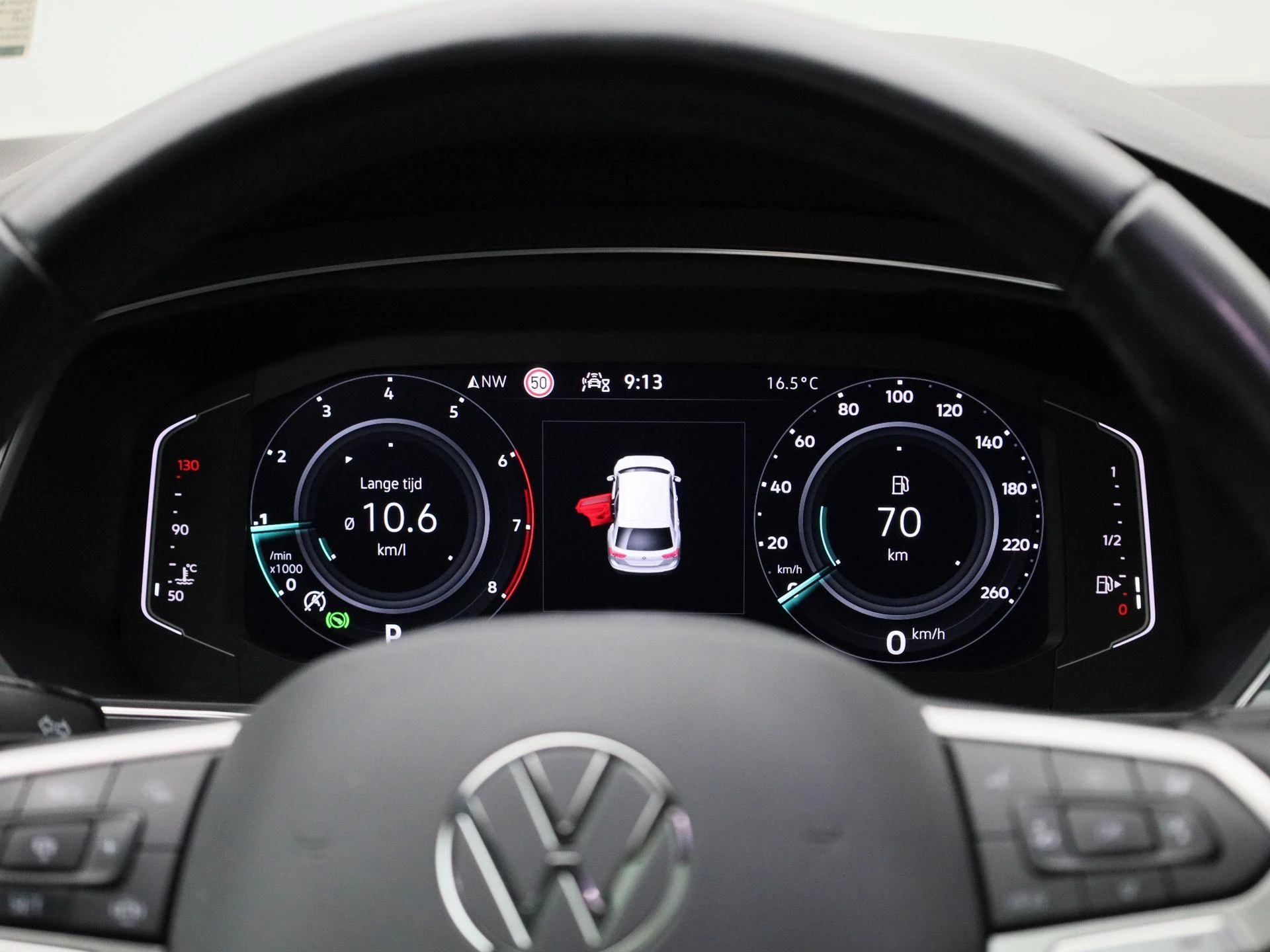 Volkswagen-Tiguan Allspace-image-8