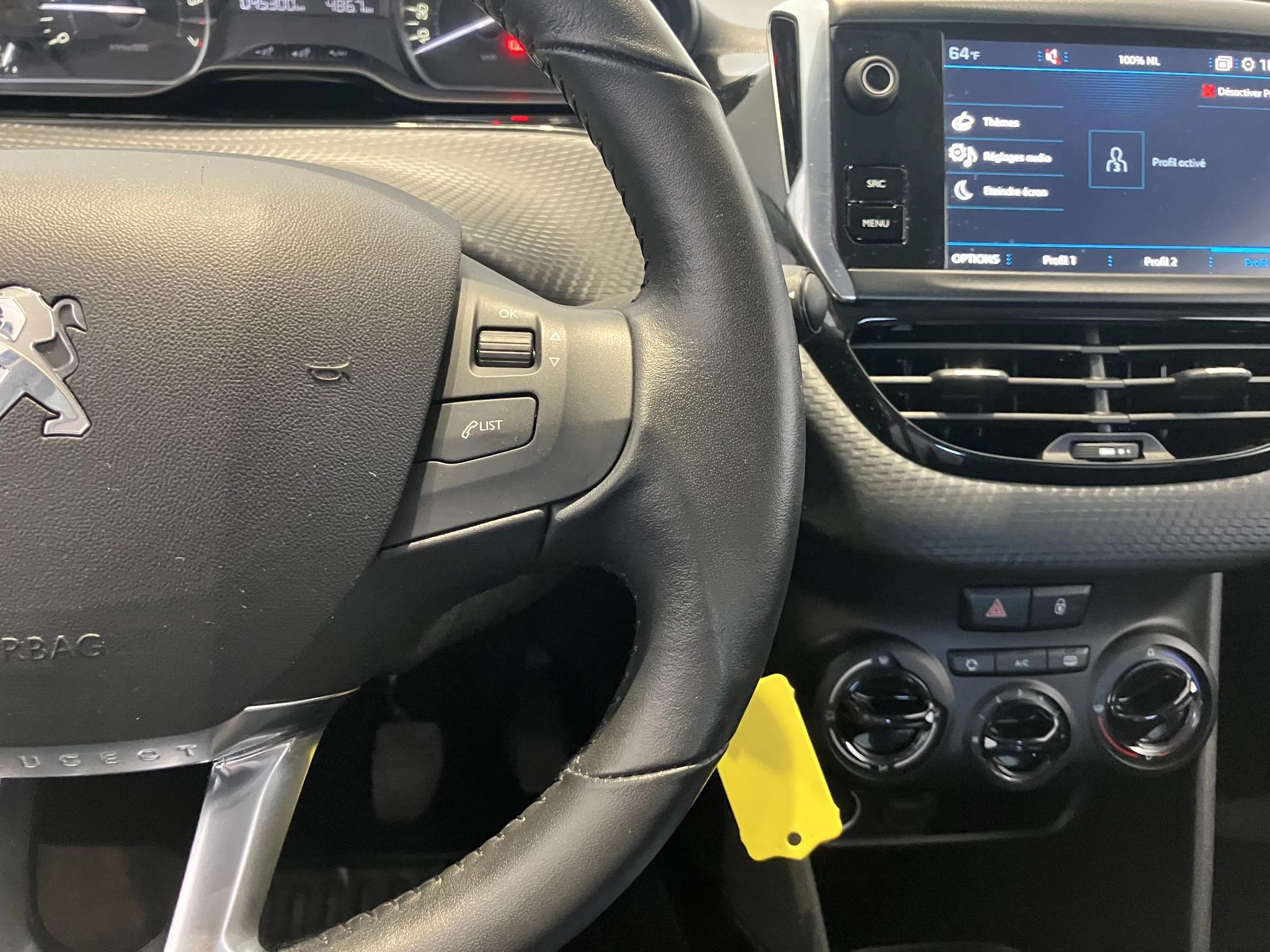 Peugeot-2008-image-18