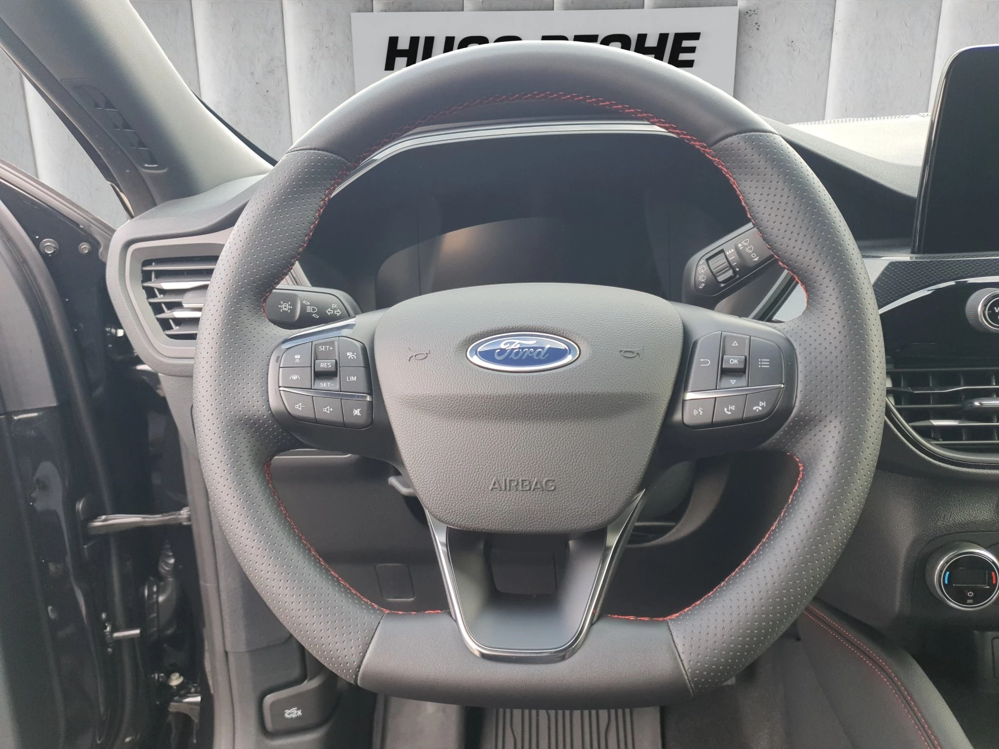 Ford-Kuga-image-12