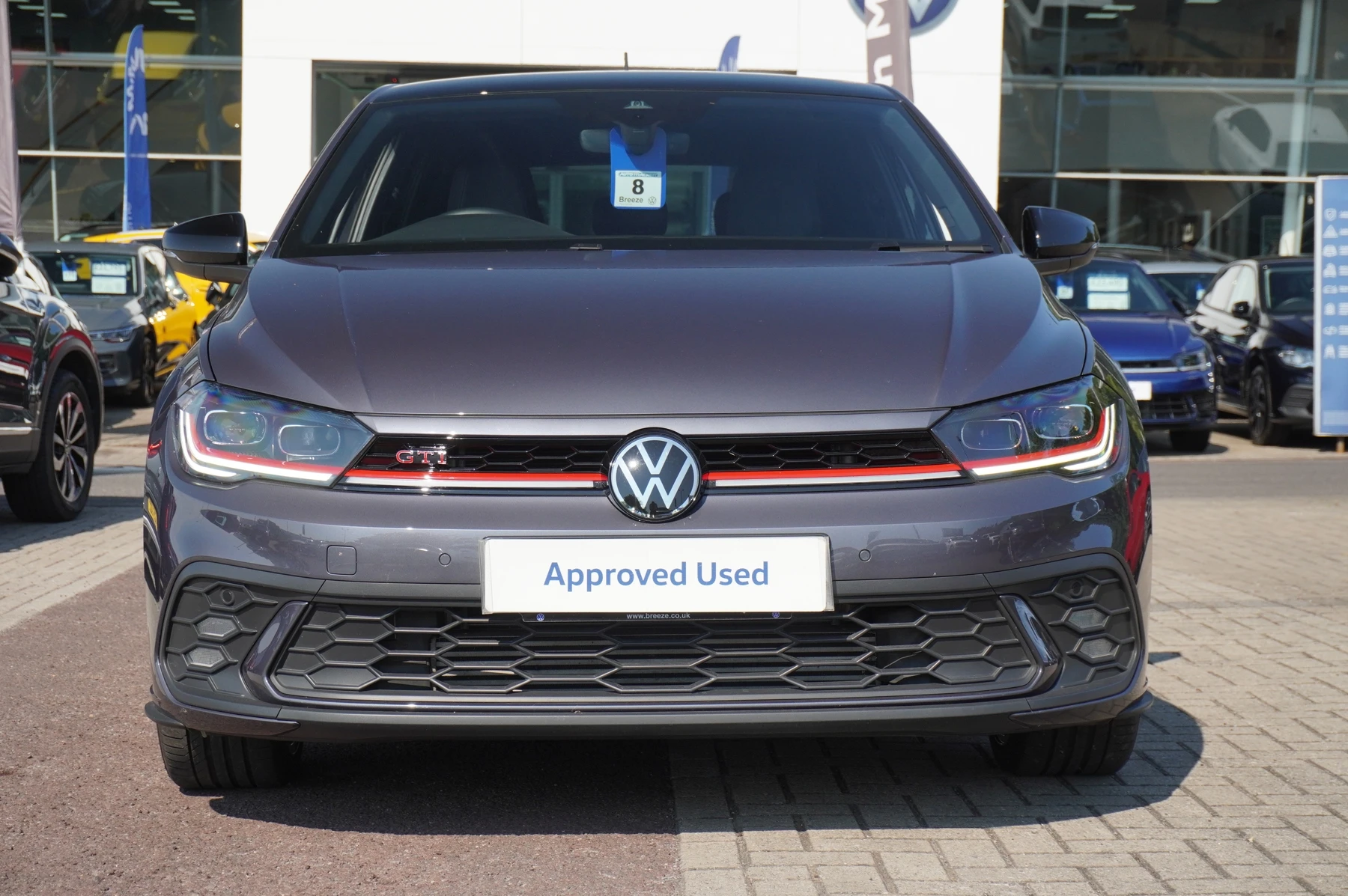 Volkswagen-Polo-image-6