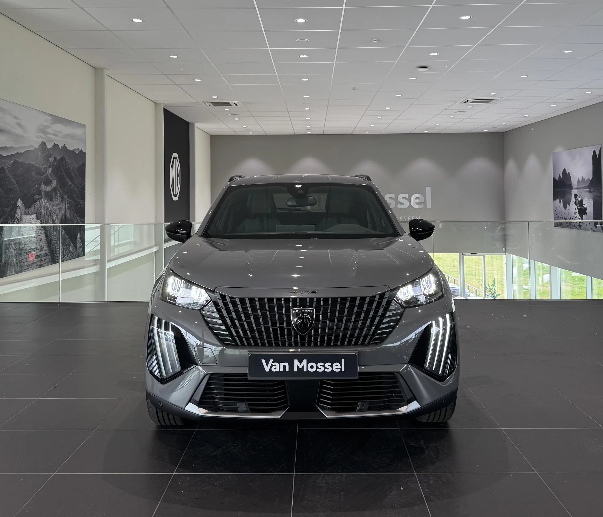 Peugeot-e-2008-image-7